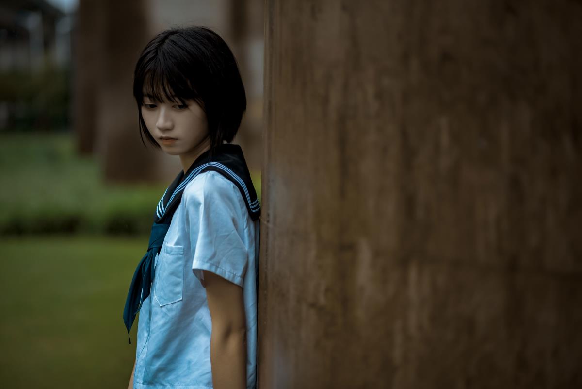 我的纸飞机 – 摄影：菠萝 – 模特：不吃拌饭-艺语图