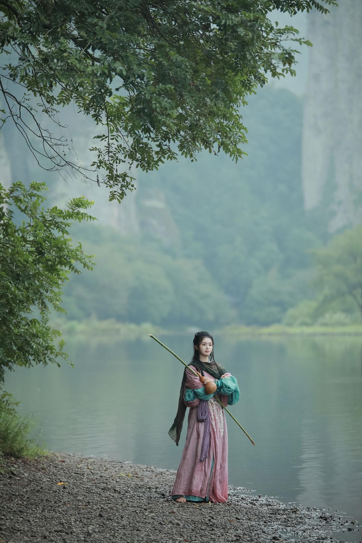 陈平安 - 摄影：子瞬 - 模特：香菇薏米饭-艺语图