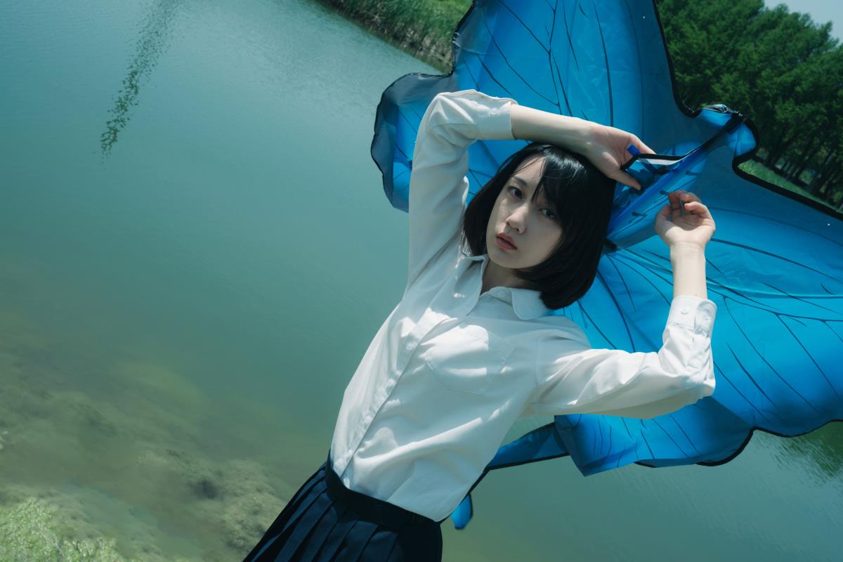 当摄影标题和封面选错就全完了 – 摄影：不苦 – 模特：七七-艺语图