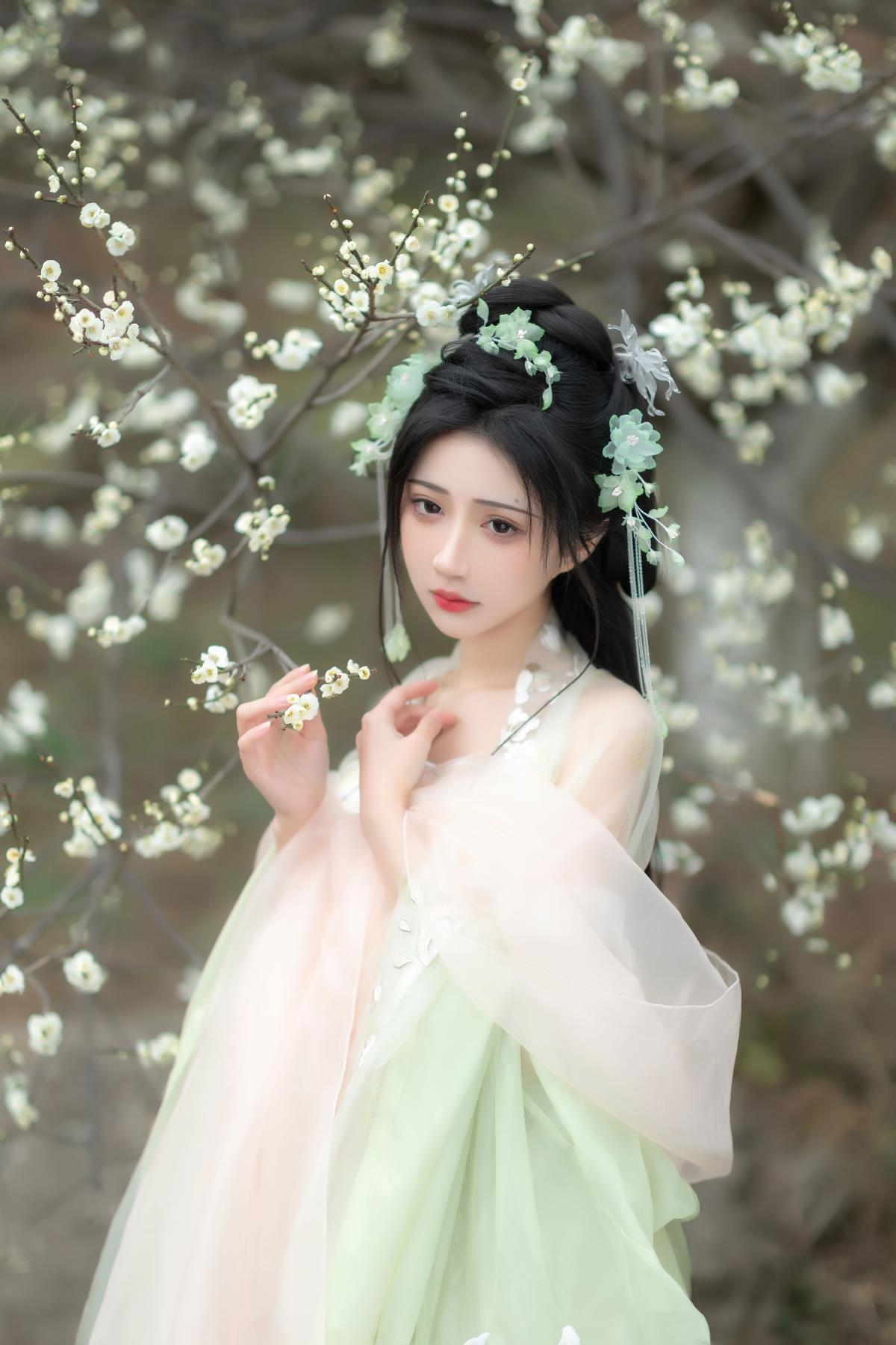 故逢春 - 摄影：少时白 - 模特：绮罗生的小苏苏-艺语图