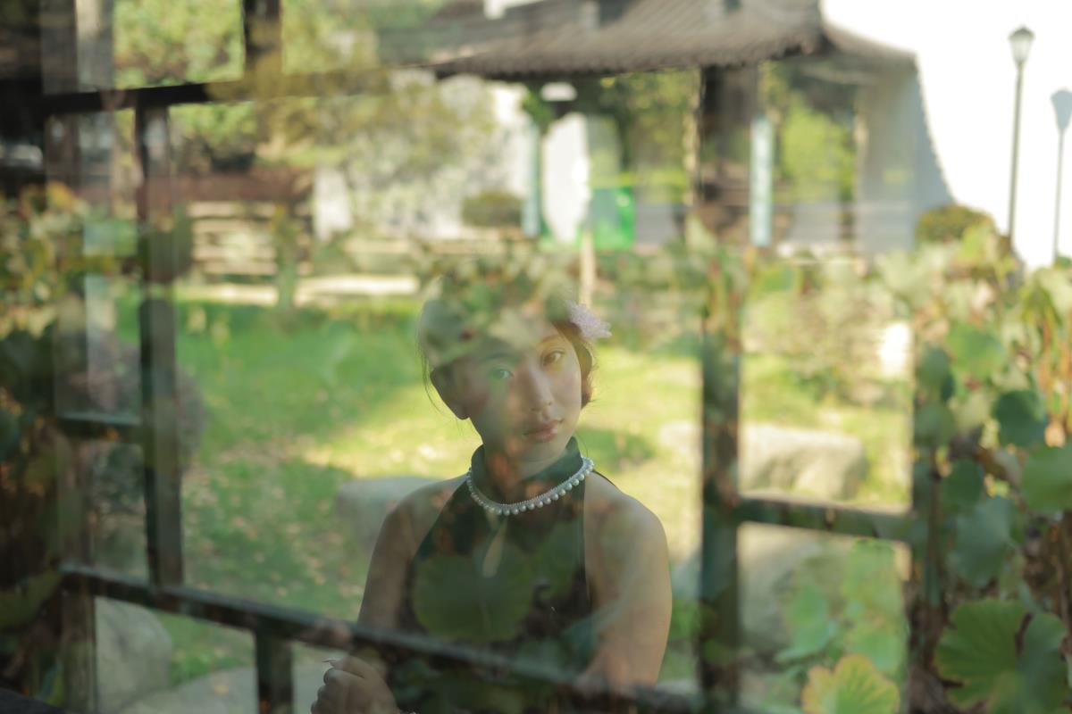 黑色珍珠旗袍 – 摄影：摄影师果冻 – 模特：小u-艺语图