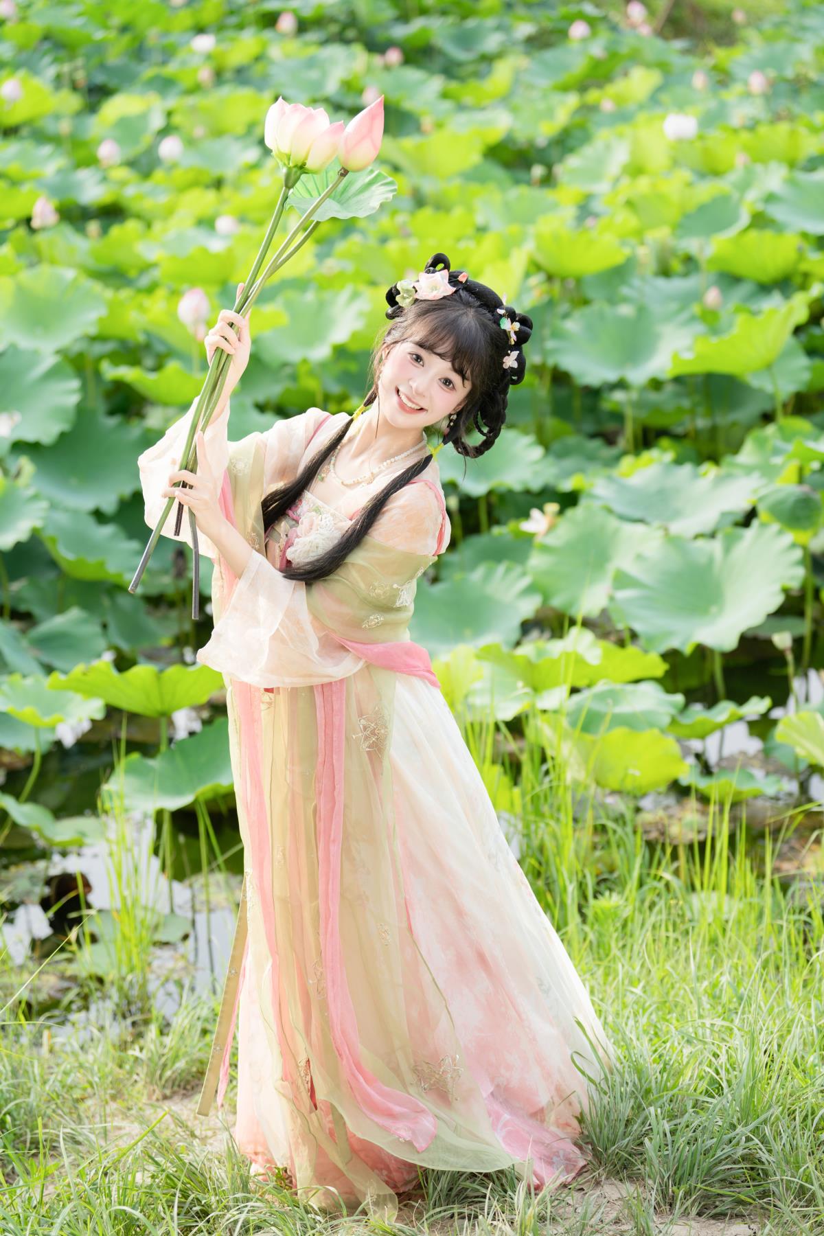 荷花仙子 - 摄影：西夏 - 模特：夏芋小年-艺语图