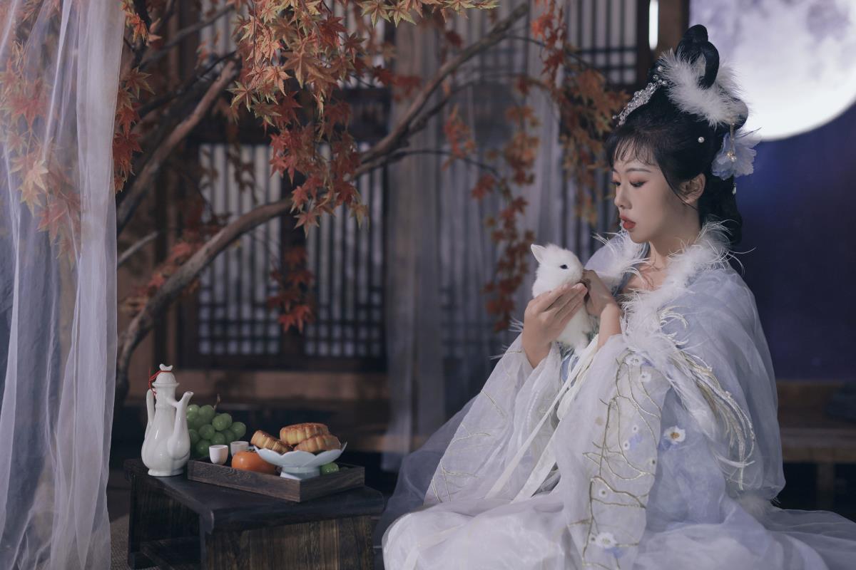 月下 - 摄影:乌蝇Gor - 模特:摇一瑶-艺语图