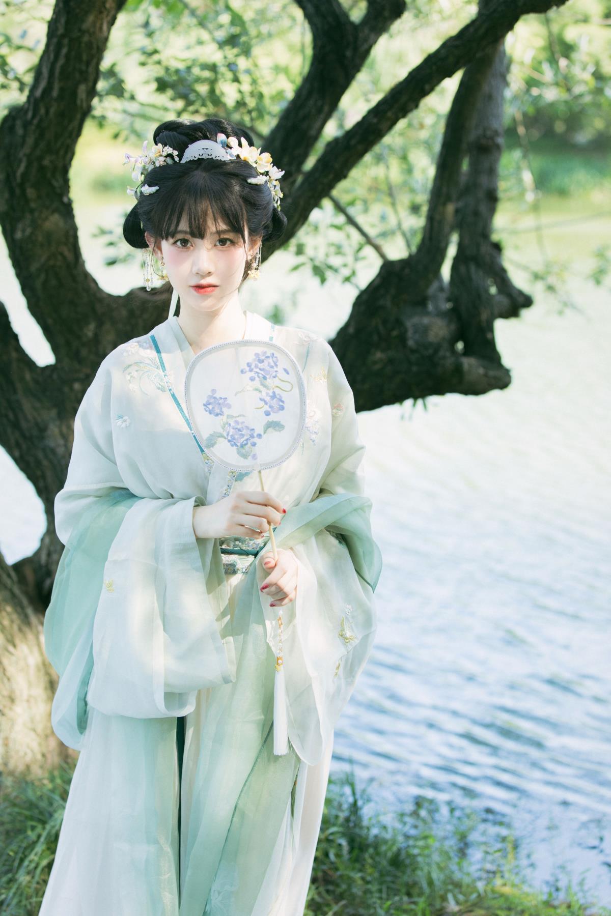 夏早日初长，南风草木香 - 摄影：wear_ - 模特：康渝茜Niki-艺语图