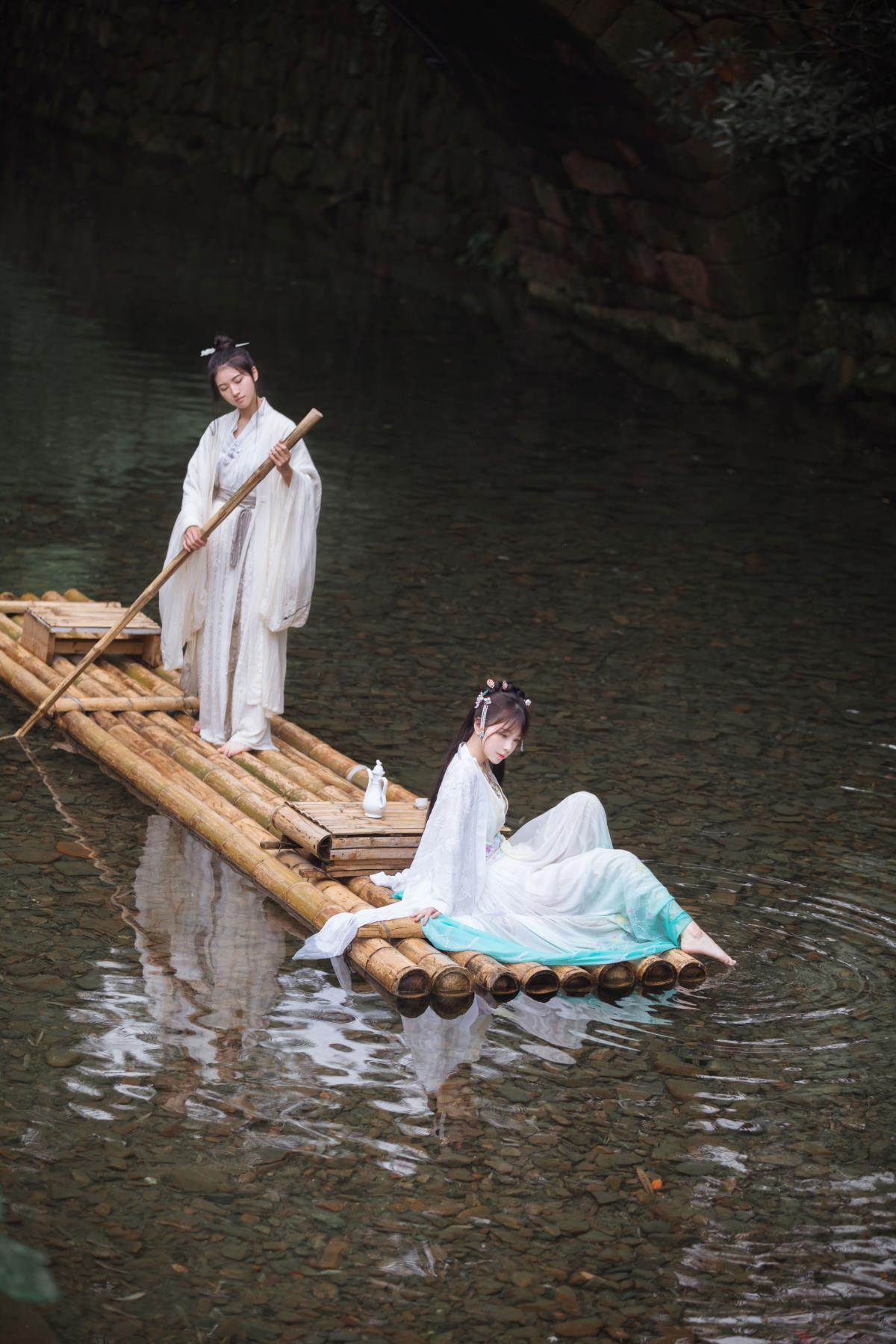 摆渡人 - 摄影：万锦其 - 模特：公子不坏-艺语图