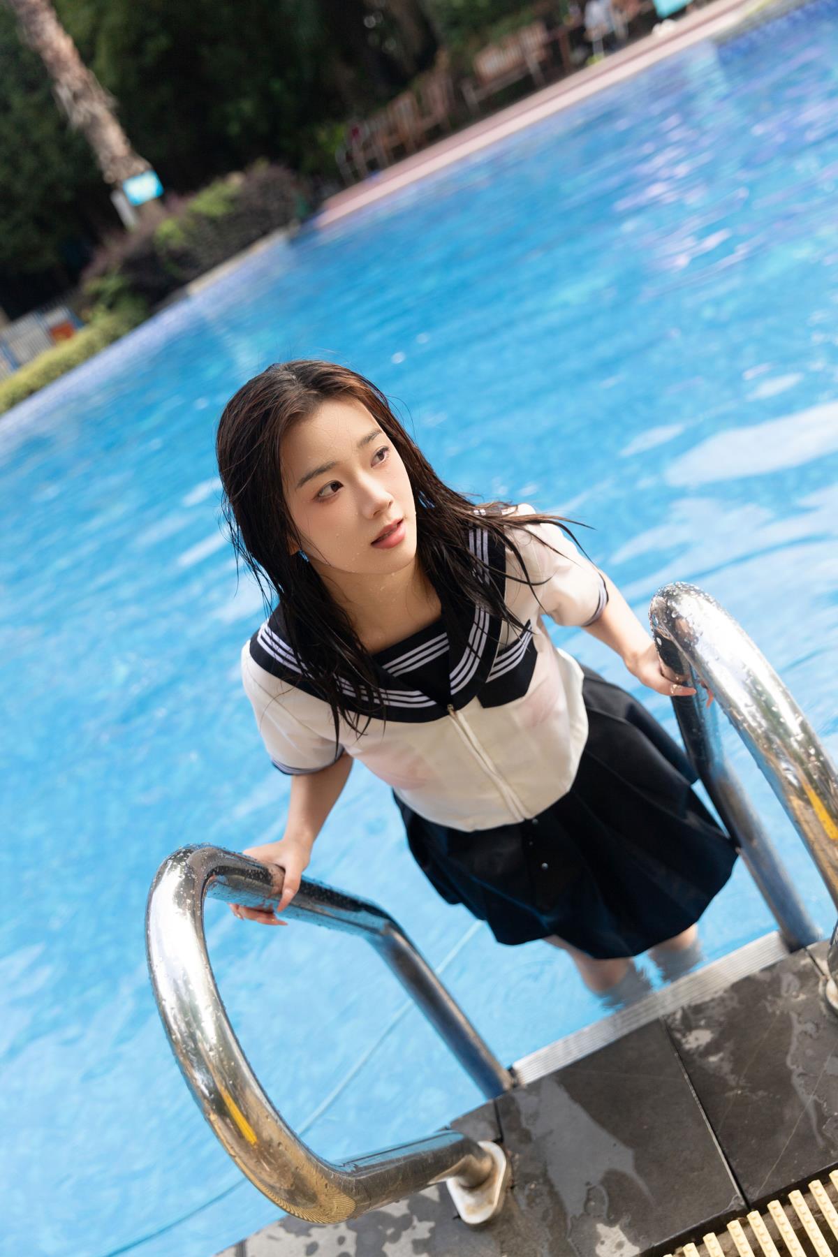 夏日泳池 - 摄影：南乔儿 - 模特：To小北-艺语图