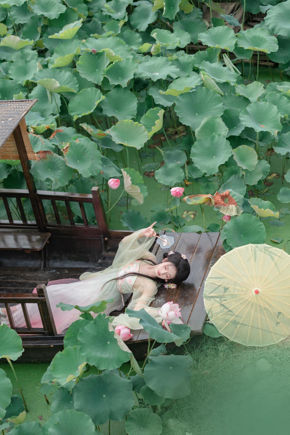 枯荷听雪 - 摄影：少时白 - 模特：赤嫣在这里～-艺语图