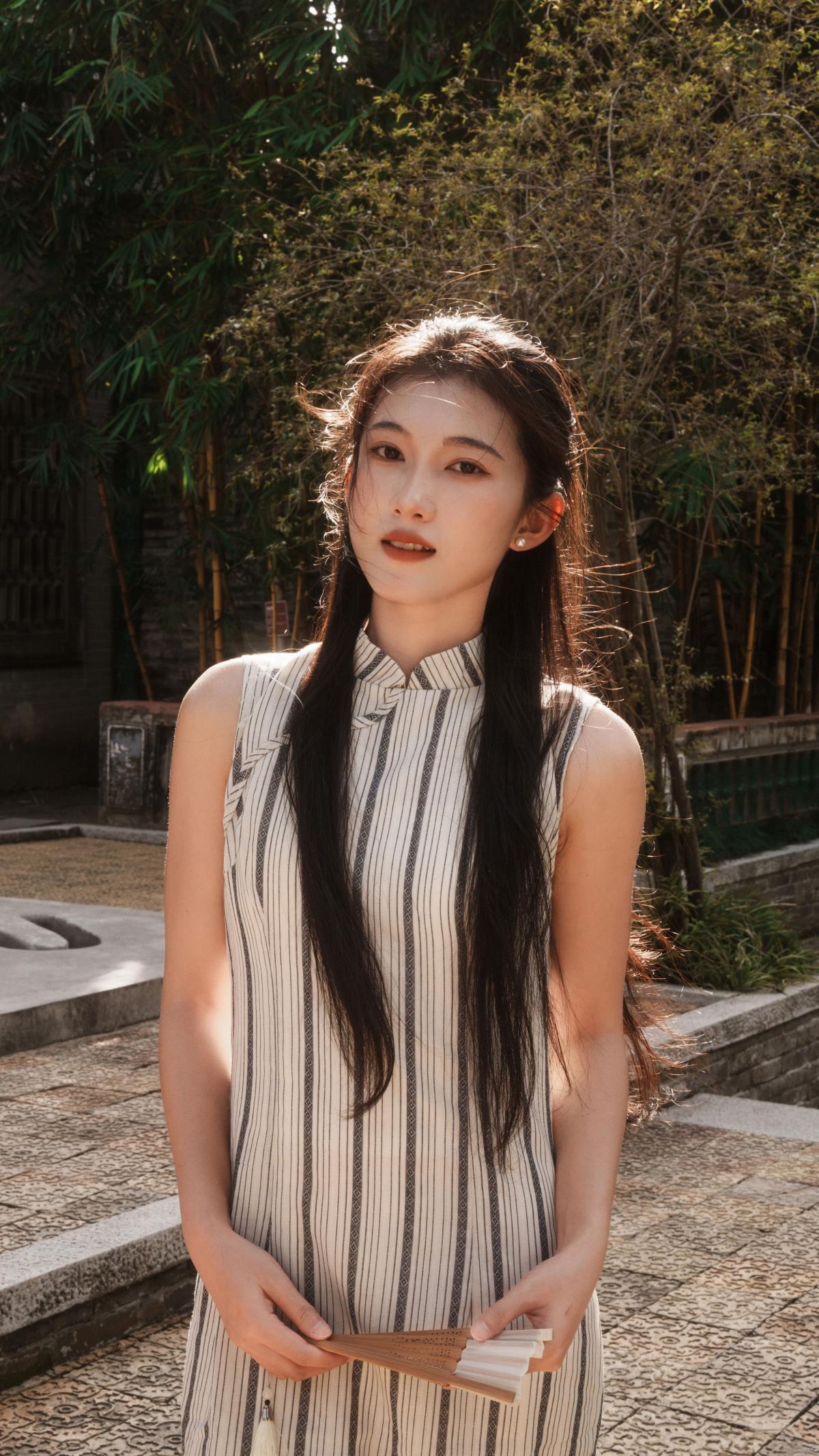 找到亦非一枚，温婉尔雅 - 摄影：摄影师杨小简 - 模特：禾里雪-艺语图