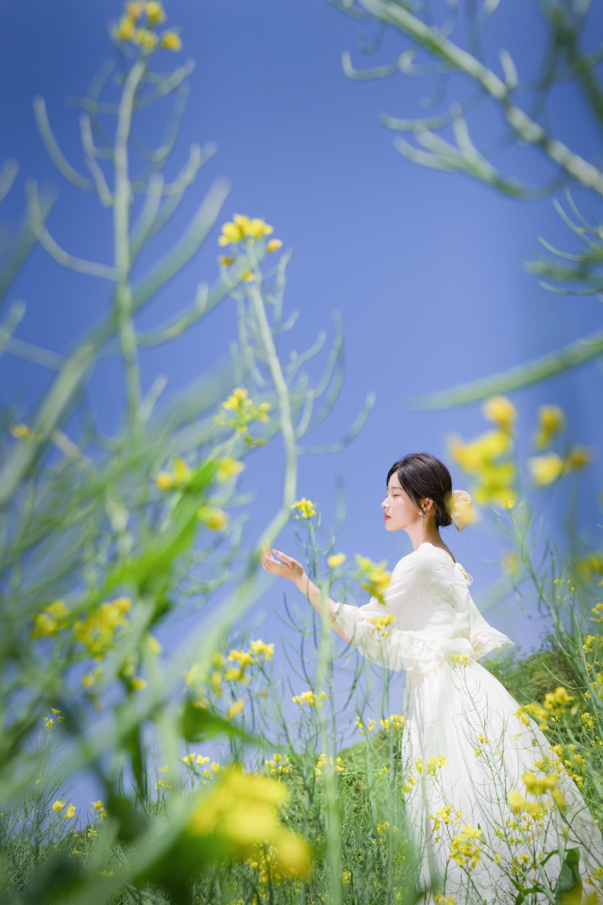梦幻花海 - 摄影：阿宏 - 模特：栀栀雯-艺语图