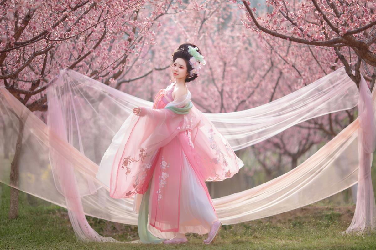 樱语汉服 - 摄影：倾海的小健健呀 - 模特：六六-艺语图