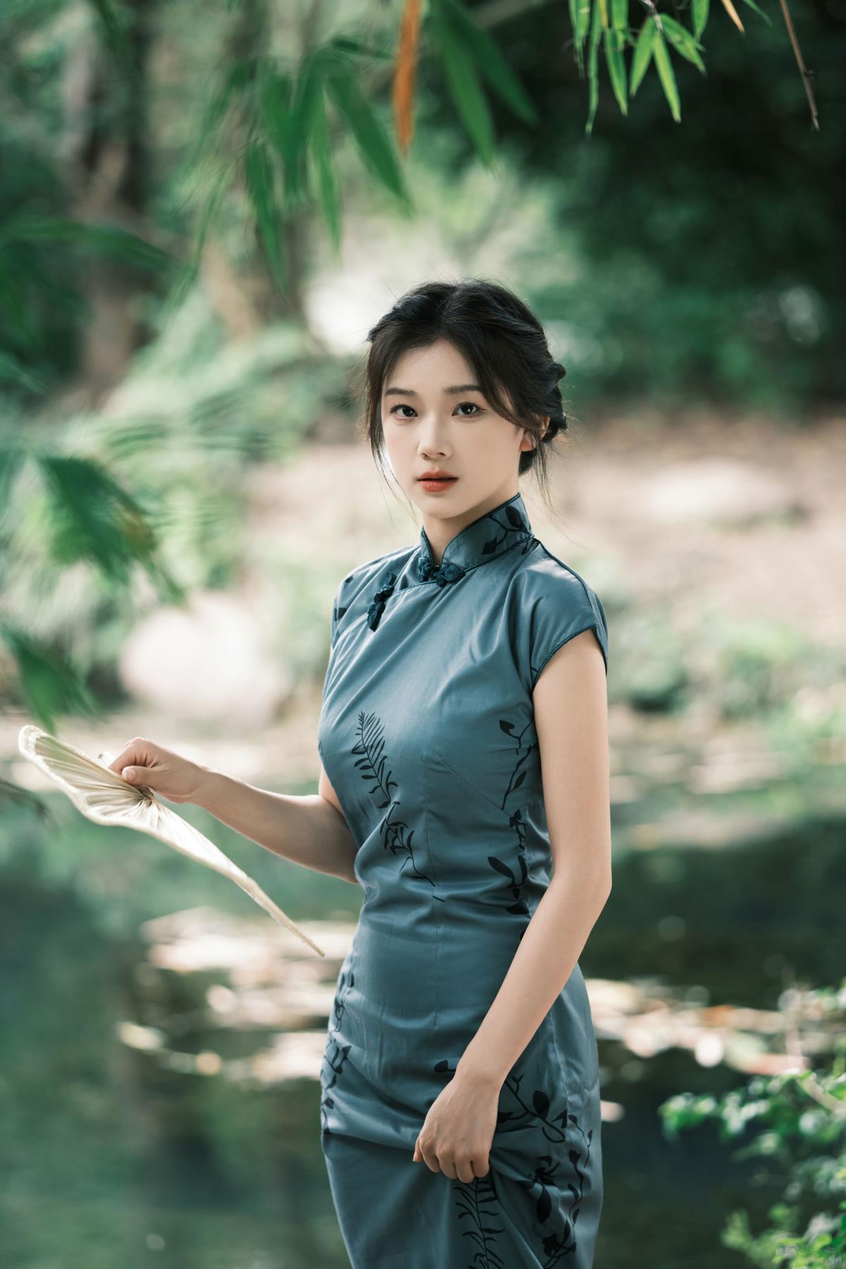 国风旗袍 - 摄影：武庚 - 模特：To小北-艺语图