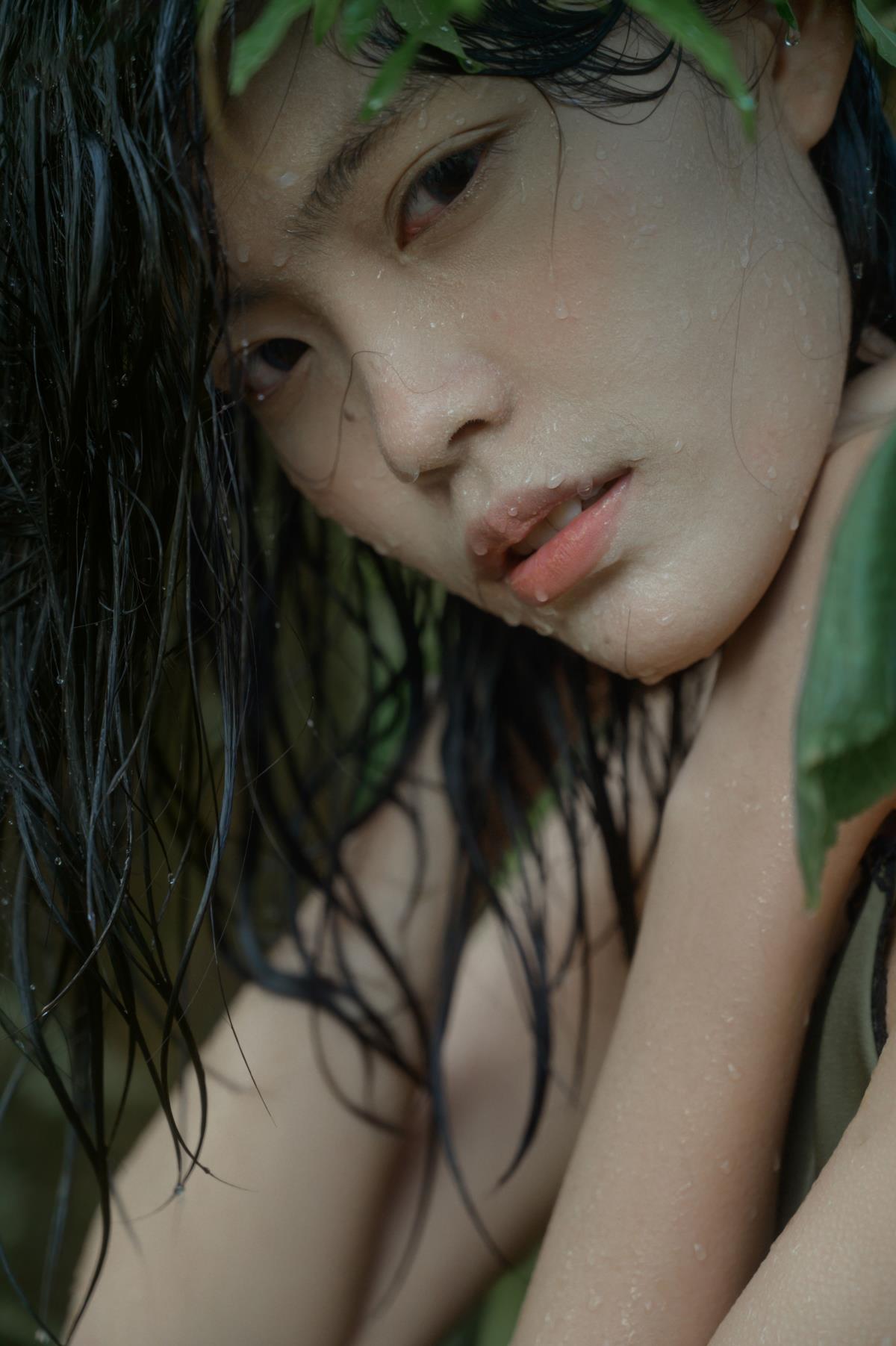 潮湿的夏 - 摄影：尤里CC - 模特：i人凌凌七-艺语图