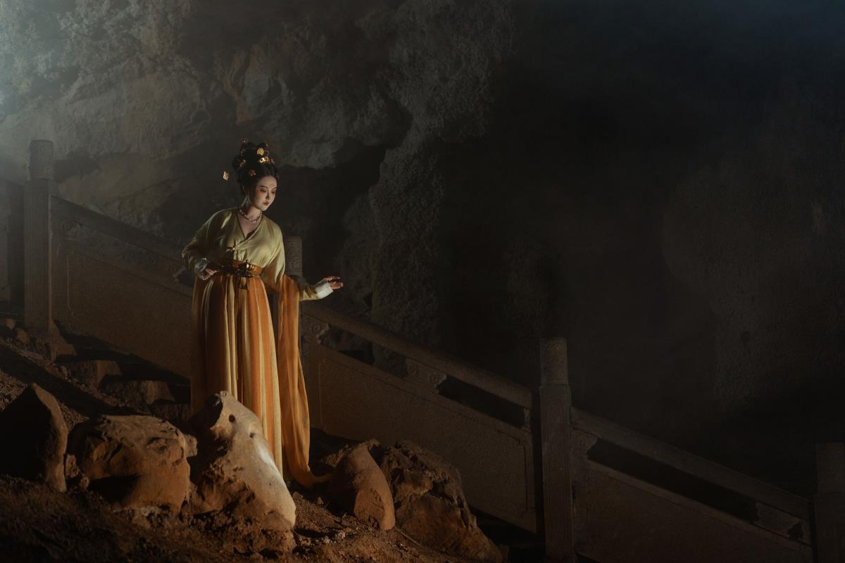 一梦敦煌 - 摄影:若寒Rock - 模特:璐璐haley-艺语图