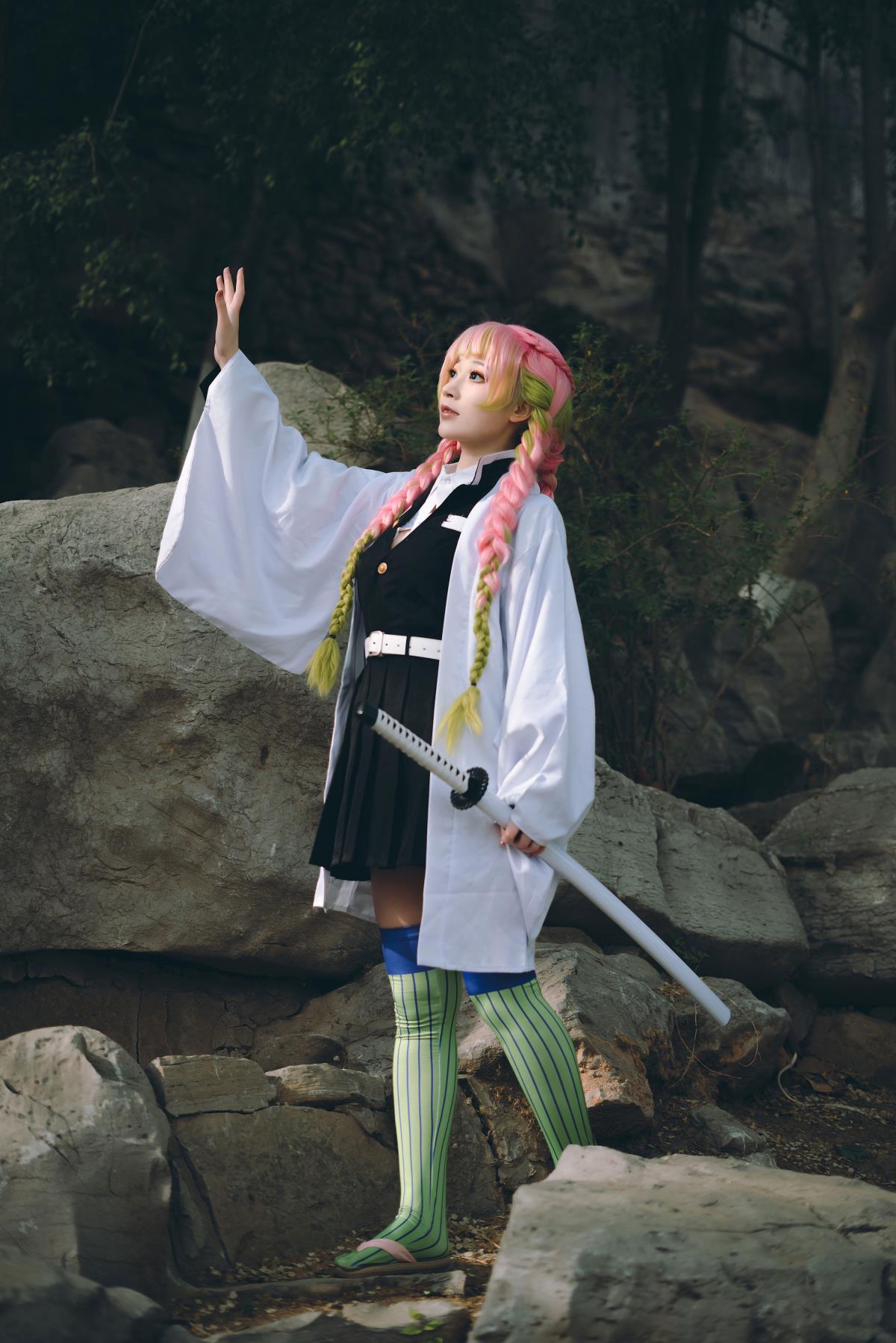 鬼灭之刃恋柱 - 摄影：太特斯 - 模特：桃墨公子x-艺语图