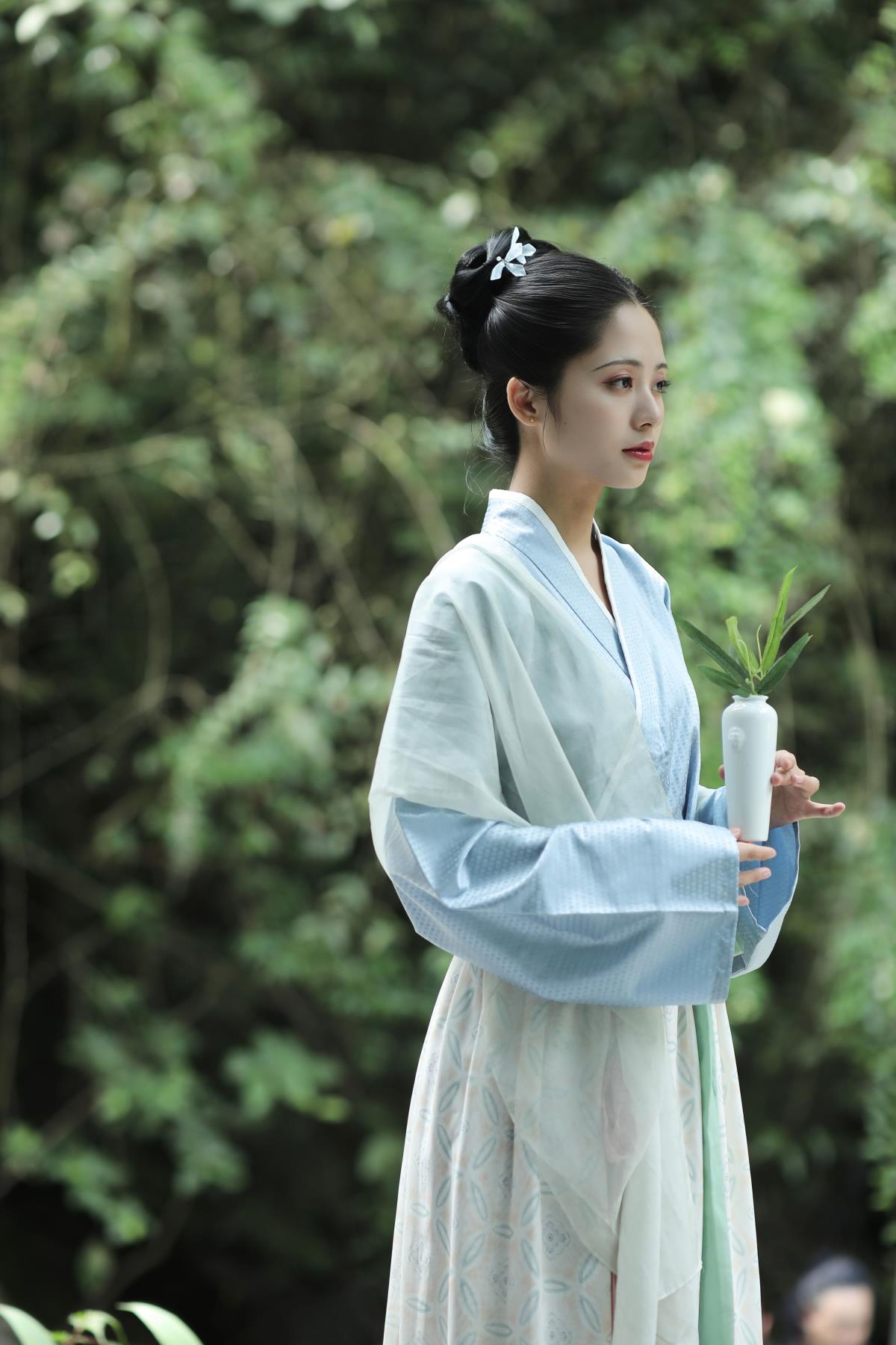 浣溪沙 – 摄影：甜汐 – 模特：是雨诗呀-艺语图