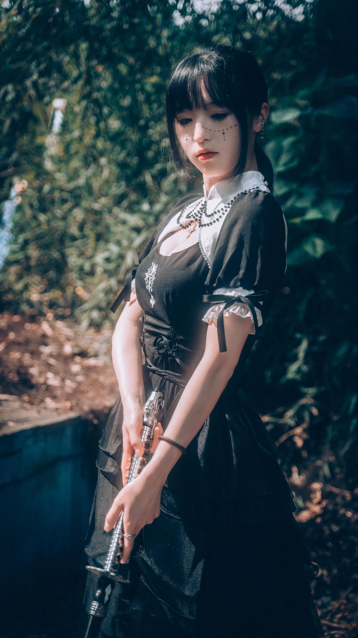 战斗修女贝 – 摄影：大鱼76 – 模特：贝贝-艺语图