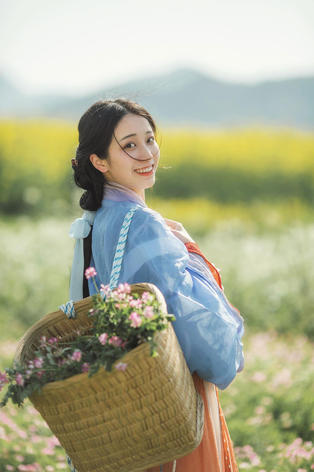 诗经 – 摄影：从暮暮 – 模特：小清菡呀-艺语图