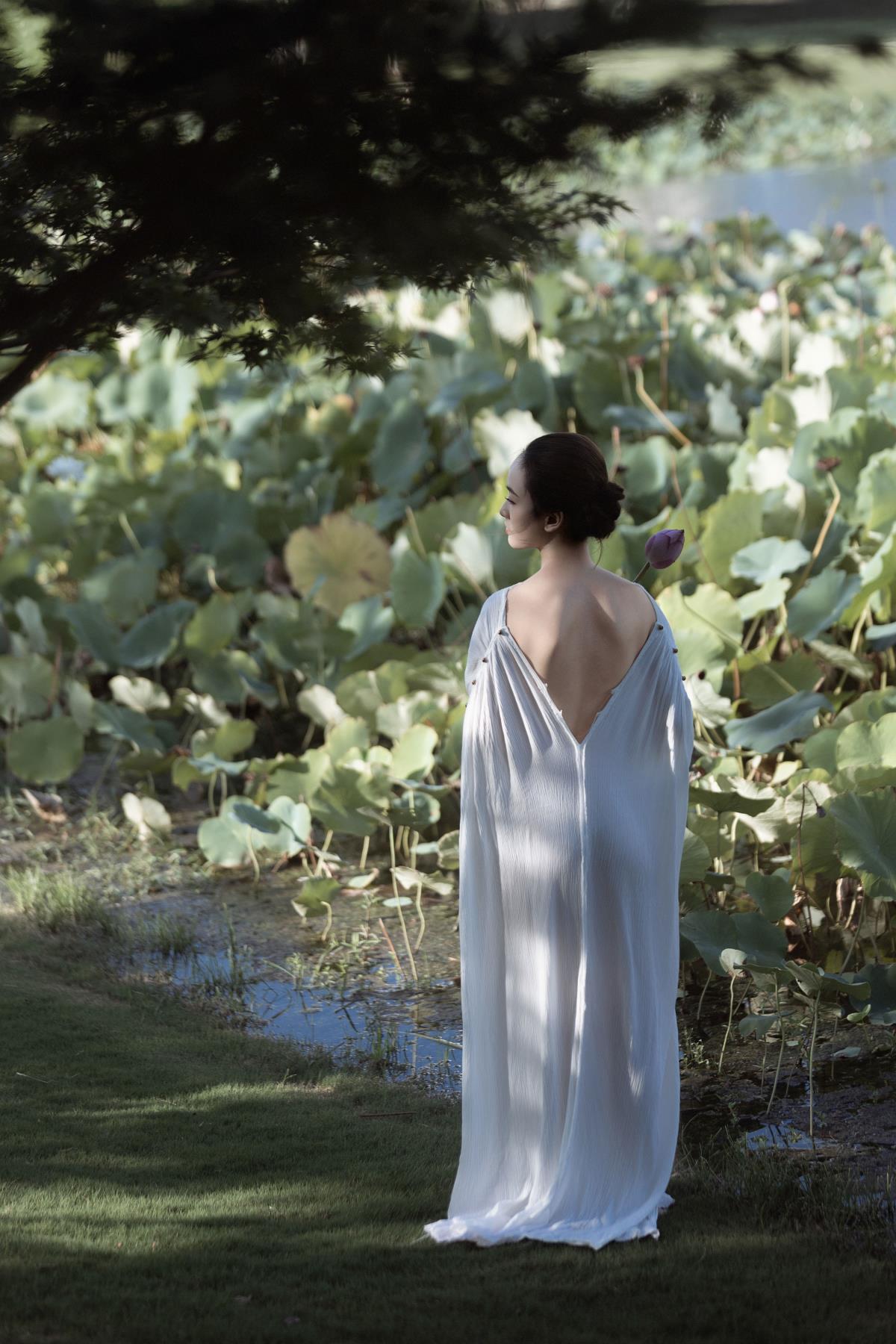 莲·生 – 摄影：若寒Rock – 模特：Hanhan-艺语图