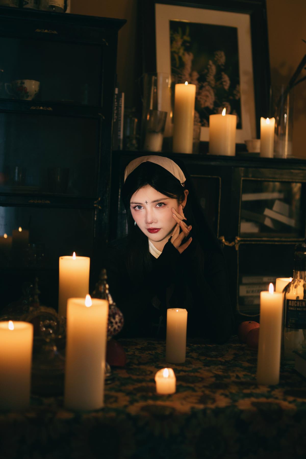 修女 - 摄影：裕奇学长 - 模特：小路-艺语图