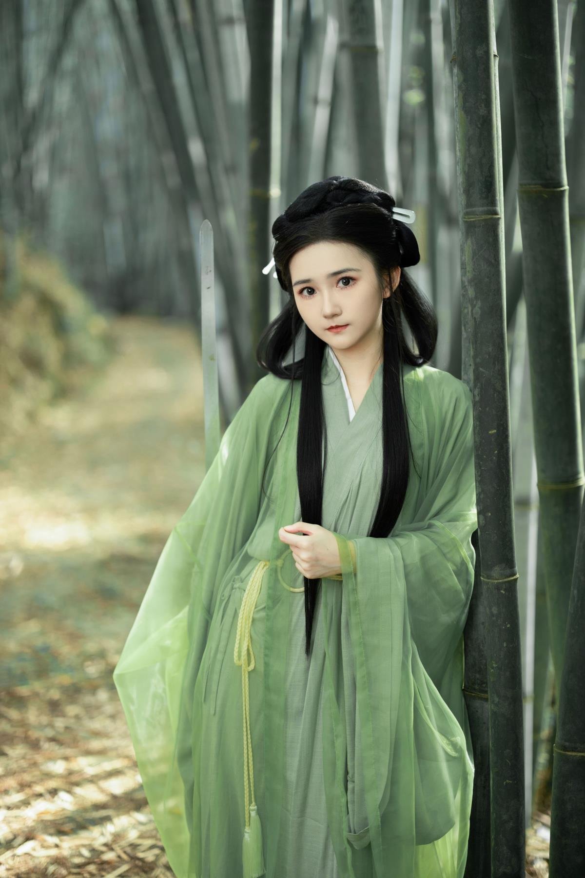碧绿侠客 - 摄影：小雨汉服摄影工作室 - 模特：蛋糕的蛋蛋-艺语图