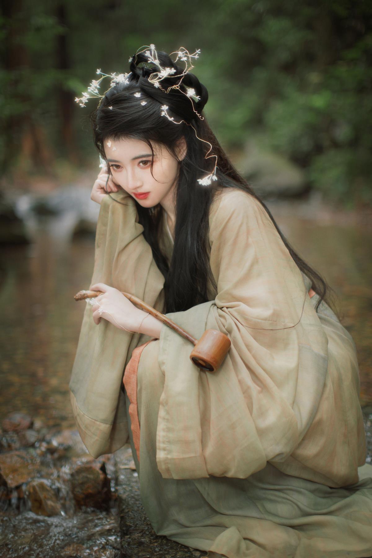 菟丝子 - 摄影：万锦其 - 模特：当初叫人家小田田-艺语图