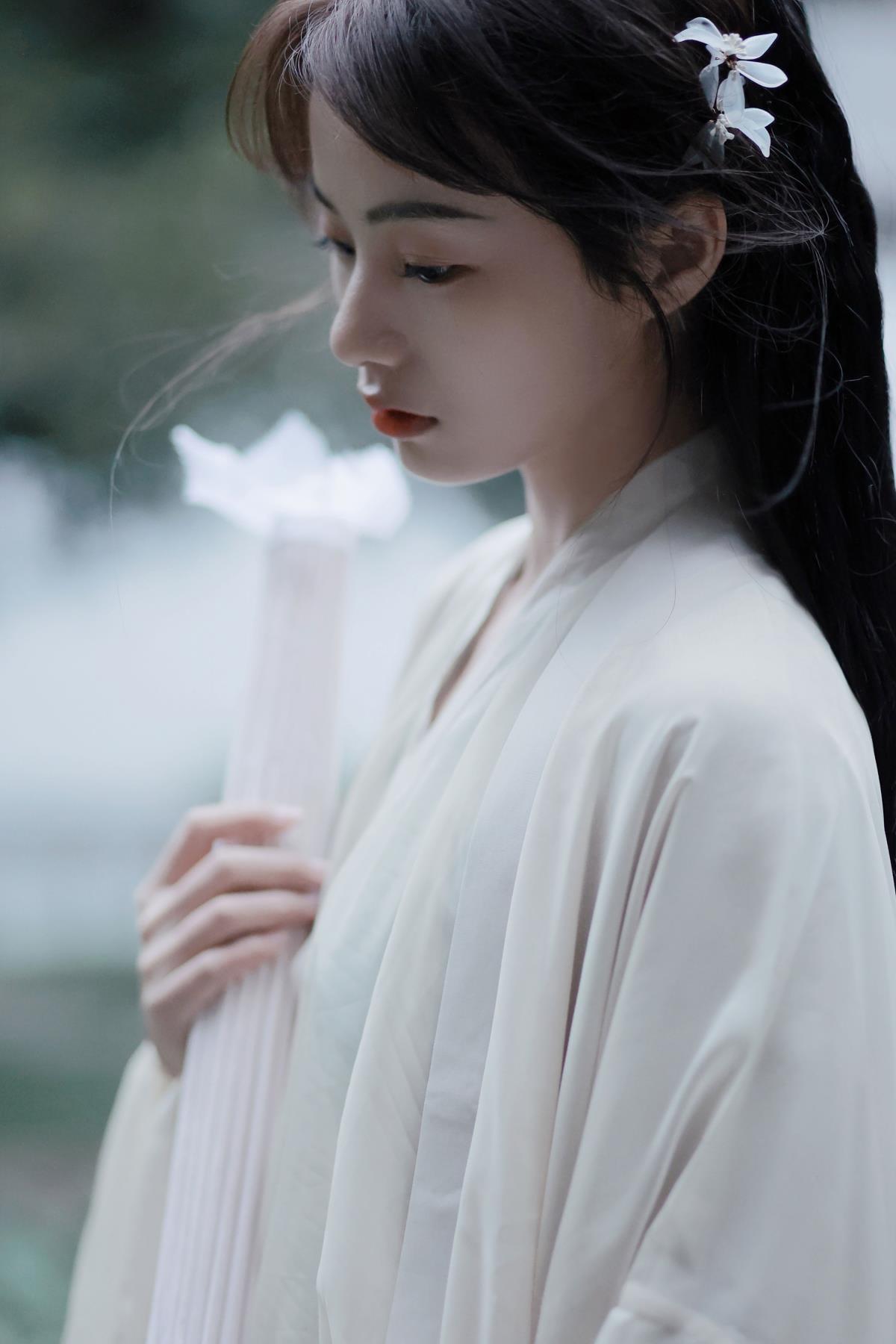 散绪 – 摄影：酒酒九儿 – 模特：小婕-艺语图