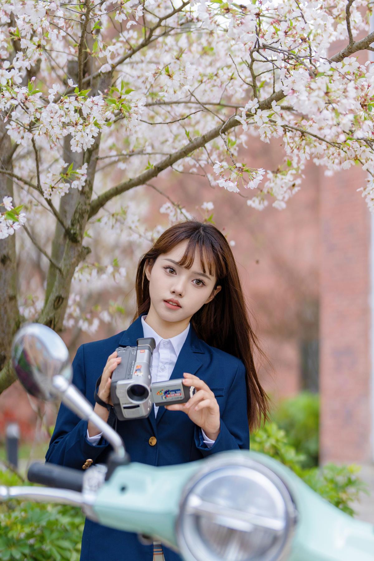 梨花树下 – 摄影：本宽 – 模特：cake-艺语图