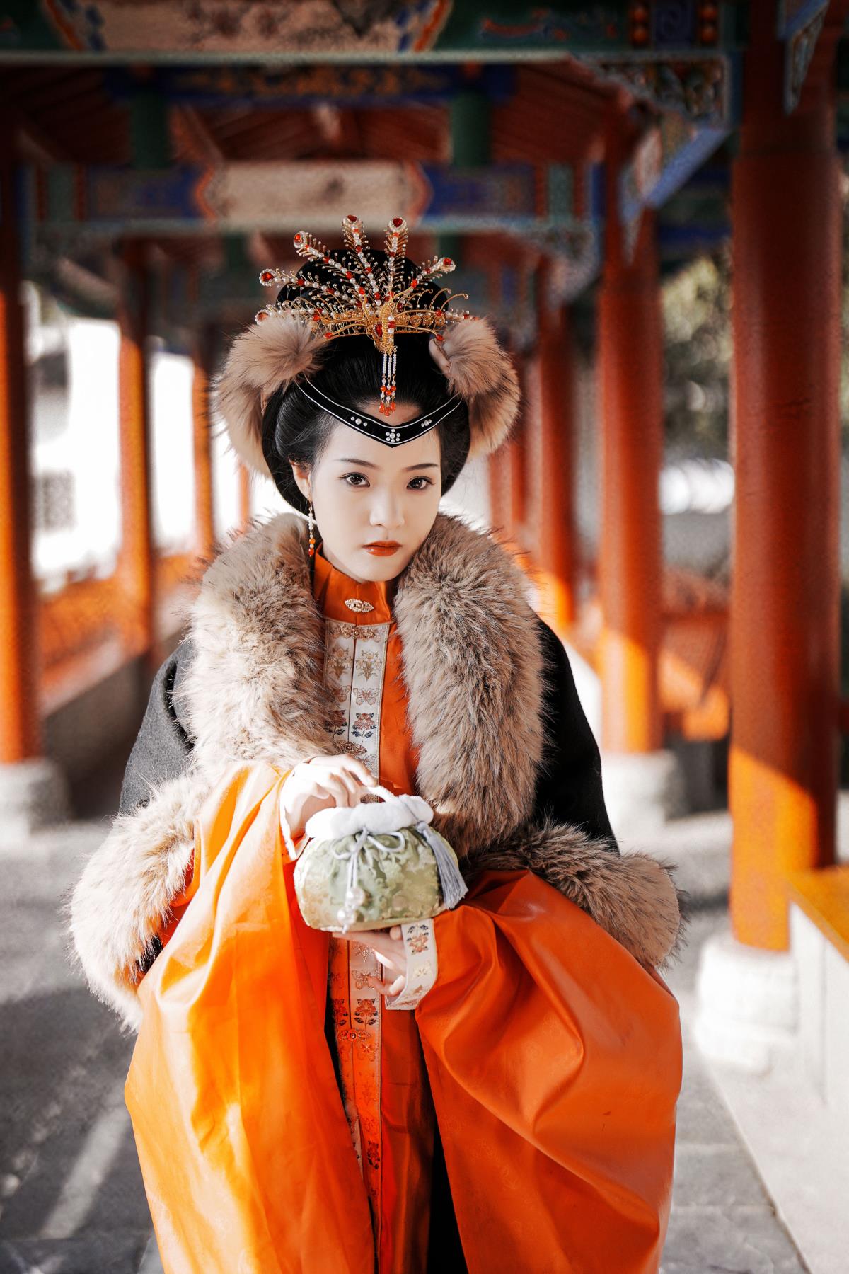 古风人像拍摄-南公园-南栀 - 摄影：小蜜蜂 - 模特：南栀nz-艺语图