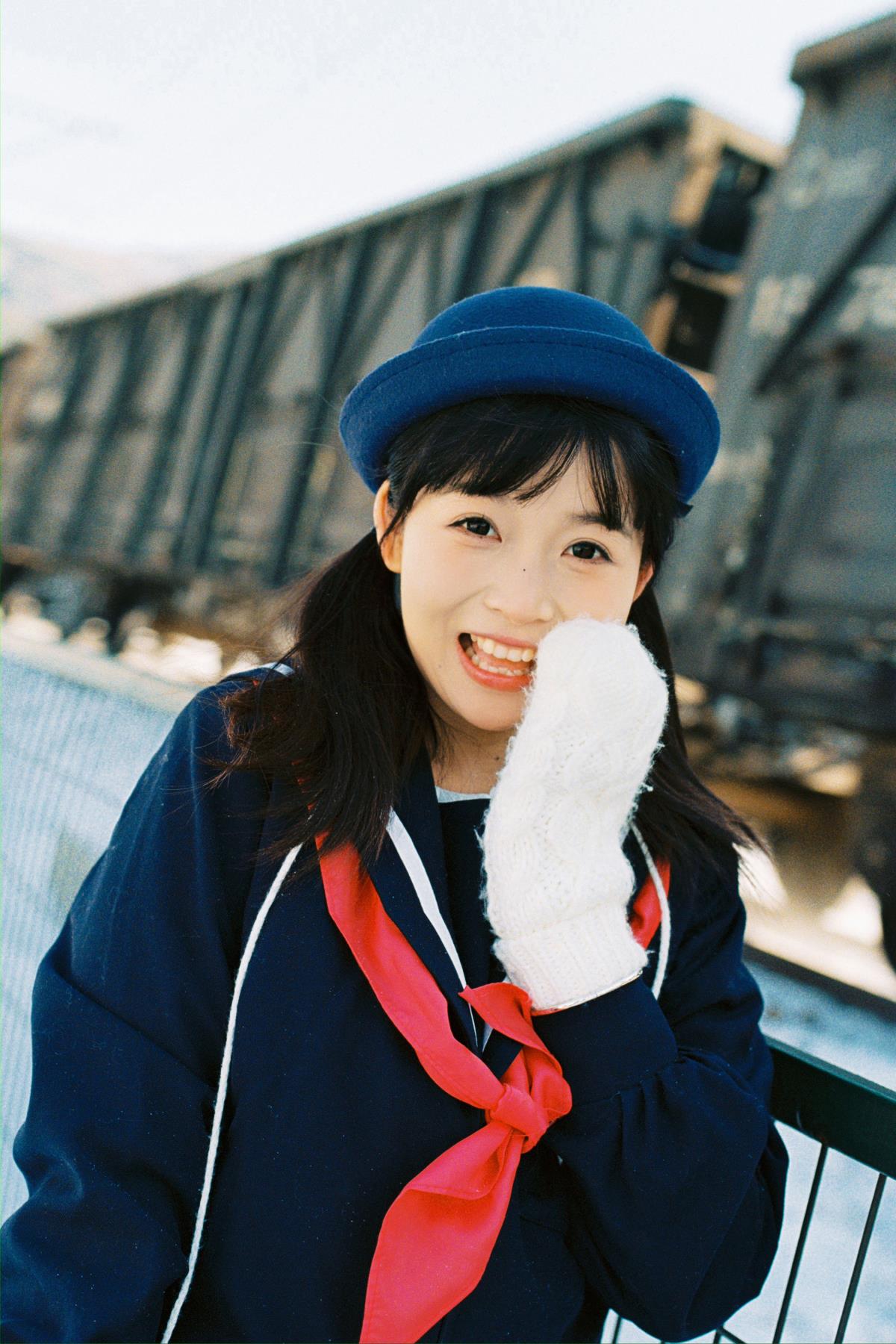 雪地里的jk - 摄影：迟一chilli - 模特：呼叫呼呼-艺语图