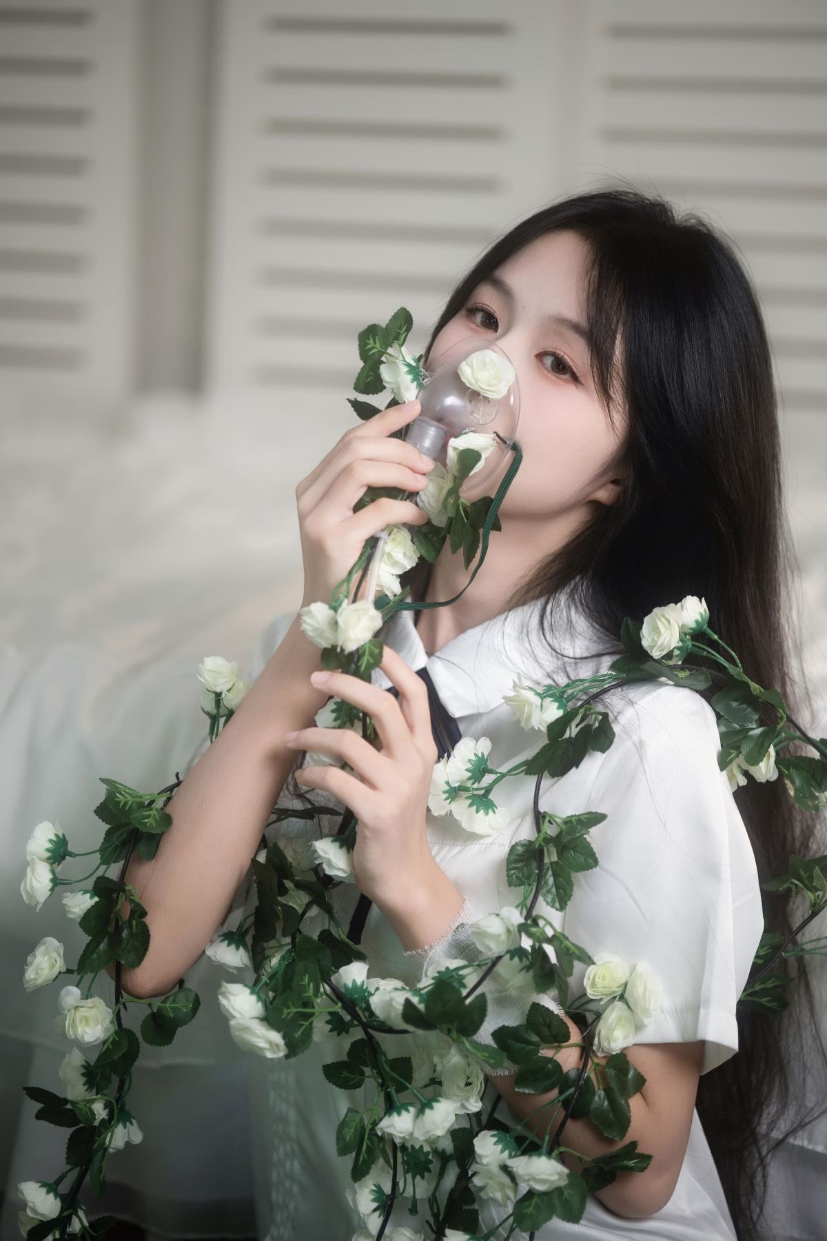 花吃了那女孩 - 摄影:叭叭 - 模特:犯困小羊-艺语图