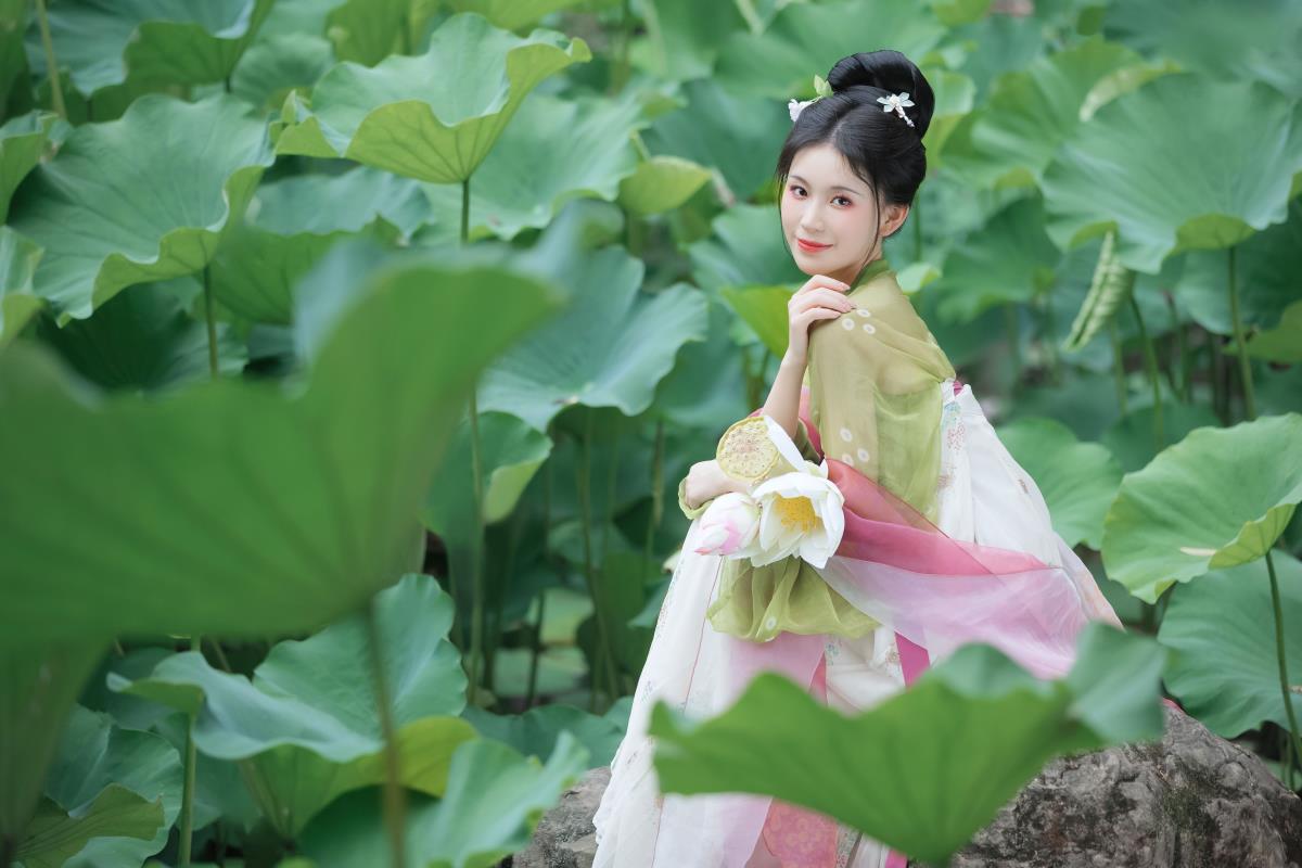 莲舟谣 - 摄影:子小浔 - 模特:许尽欢~-艺语图