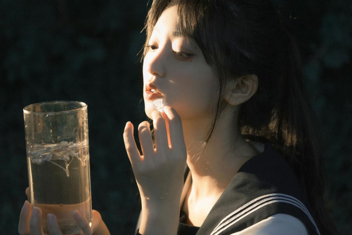 黑暗里的一束光 - 摄影:甜汐 - 模特:冷酷王爷-艺语图