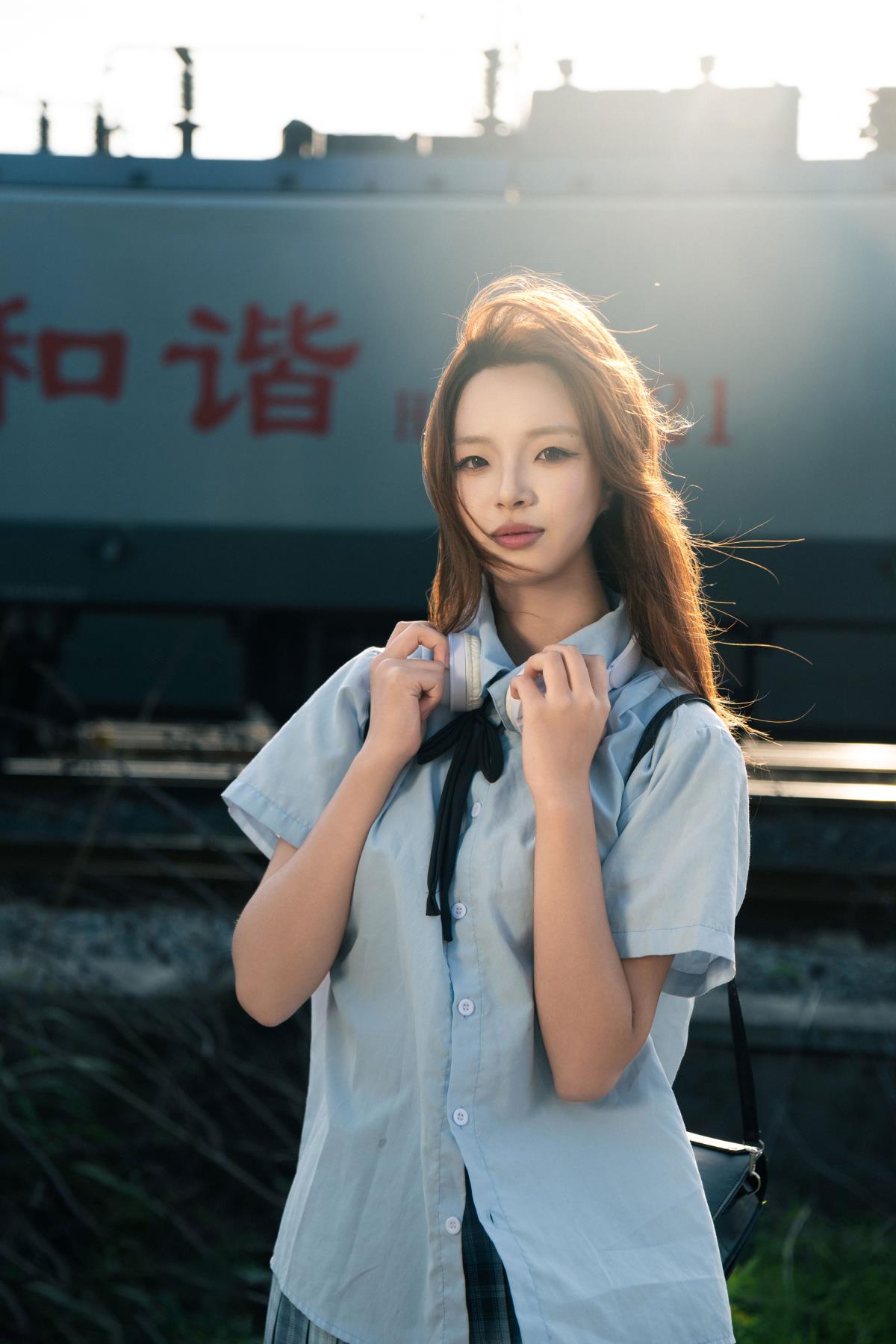 重庆小镰仓 - 摄影：海边捡贝壳 - 模特：小yu-艺语图