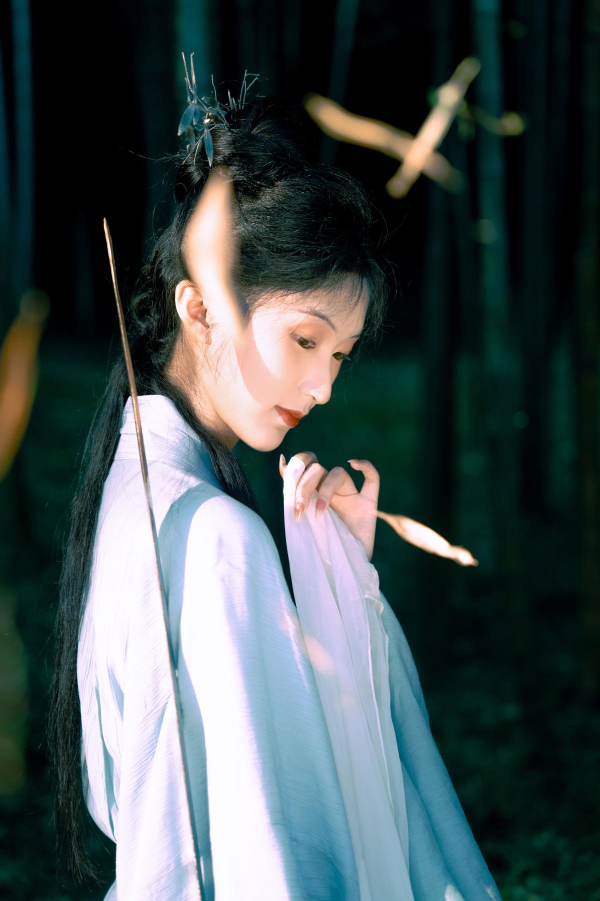 颦儿小侠 - 摄影:扶卮 - 模特:荷里寒-艺语图