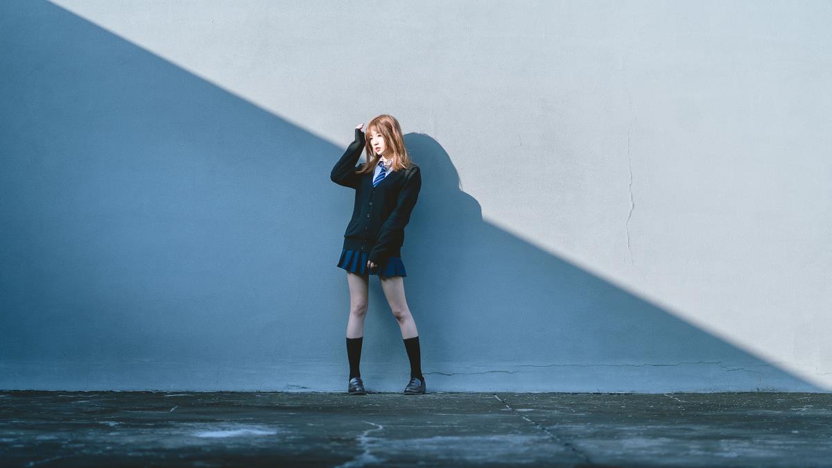 天台jk写真 – 摄影：幽灵 – 模特：橙蚊蚊Agent-艺语图