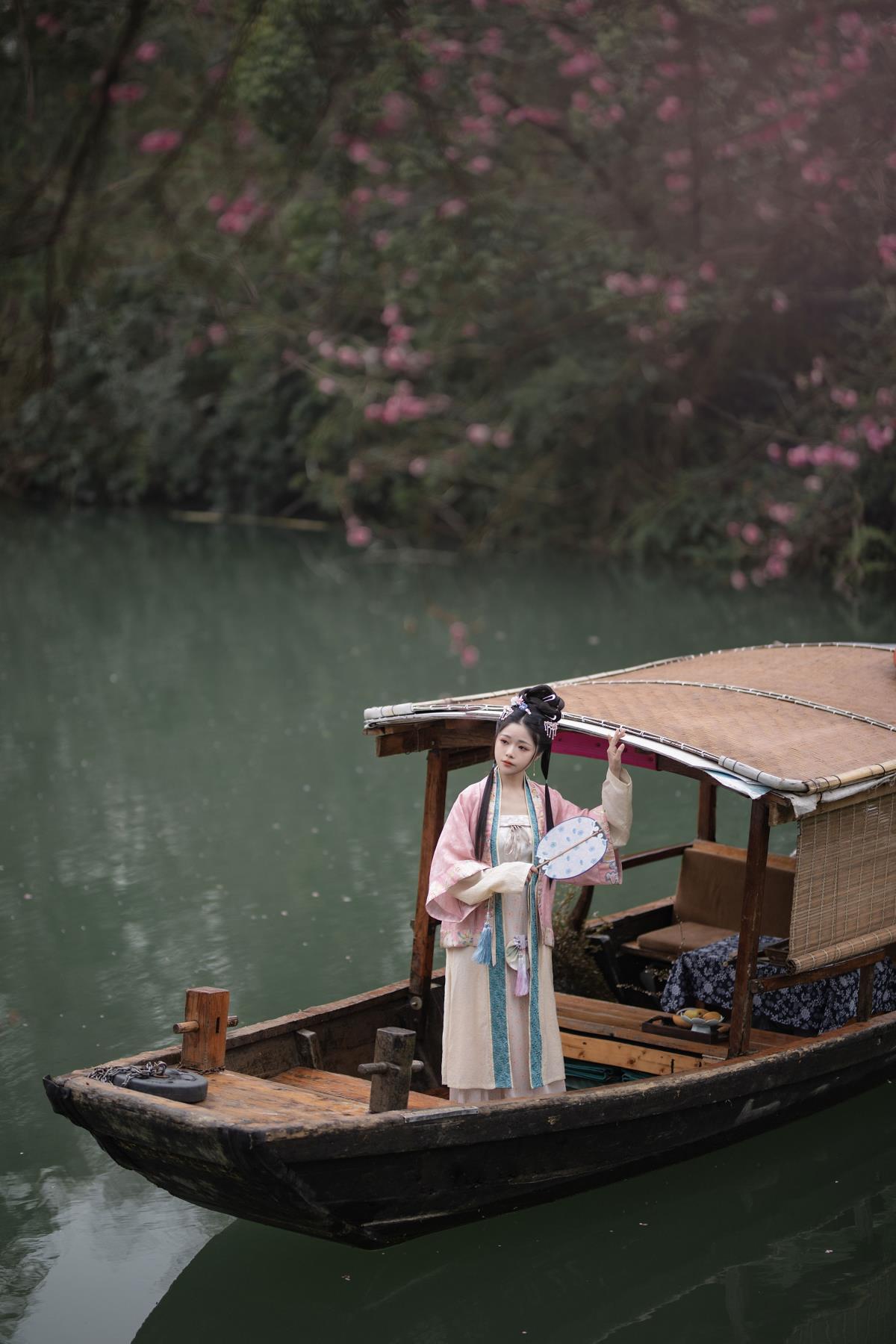 江南好 - 摄影:花间 - 模特:云云的黑眼圈儿-艺语图