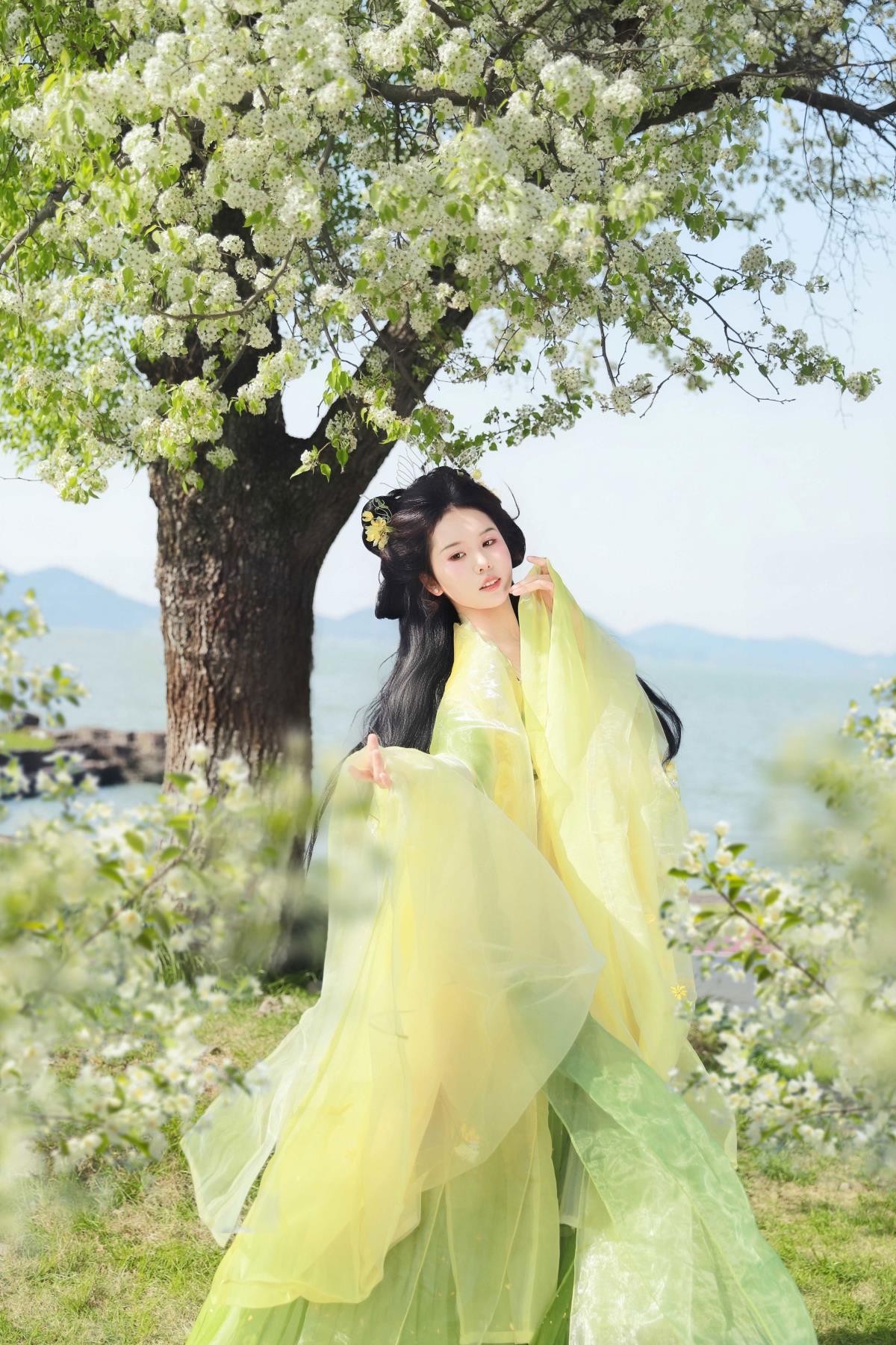 梨花开 - 摄影：青城一玲 - 模特：憨憨婷…-艺语图