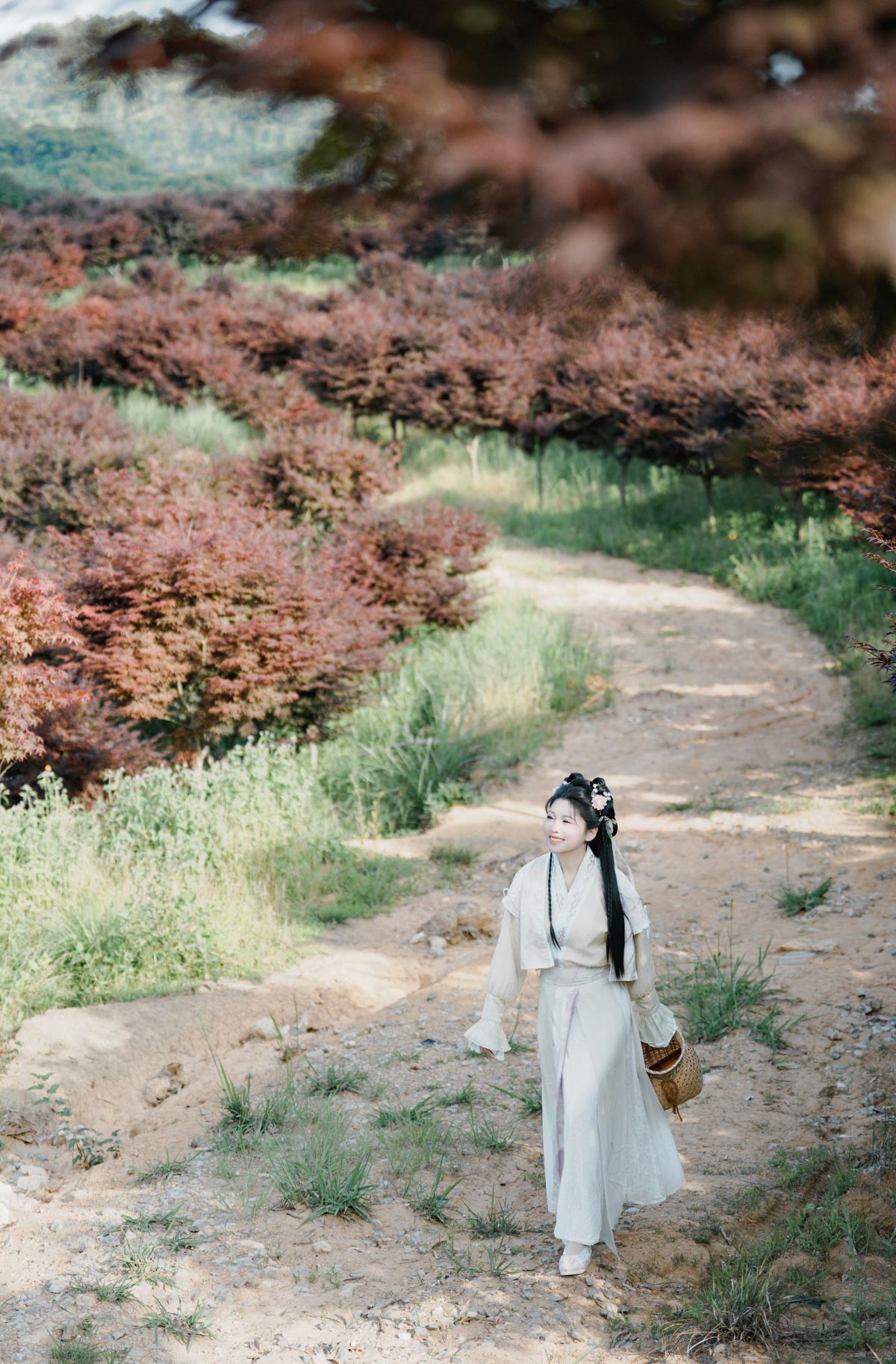 古风(赵灵儿版) - 摄影:小蜜蜂 - 模特:桂花鸭-艺语图