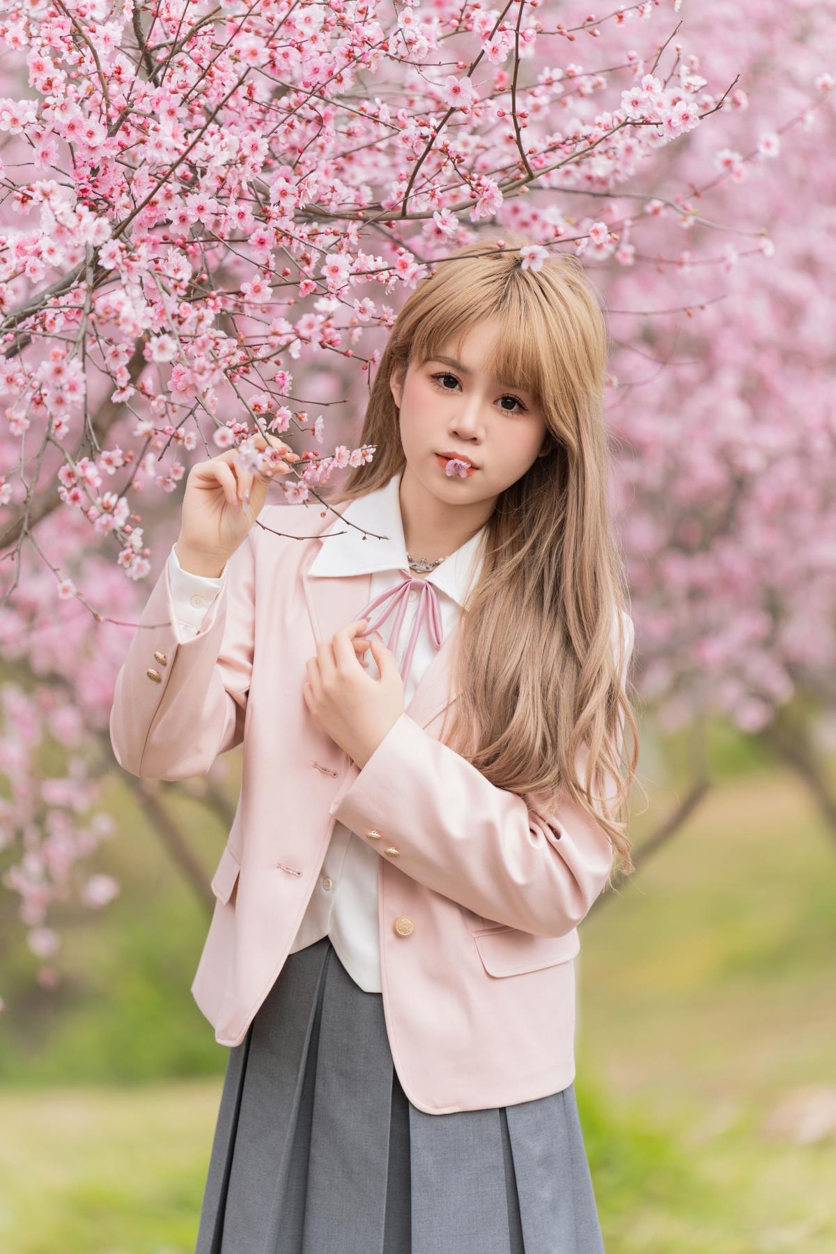 美人梅 - 摄影：西夏 - 模特：泡芙小方-艺语图