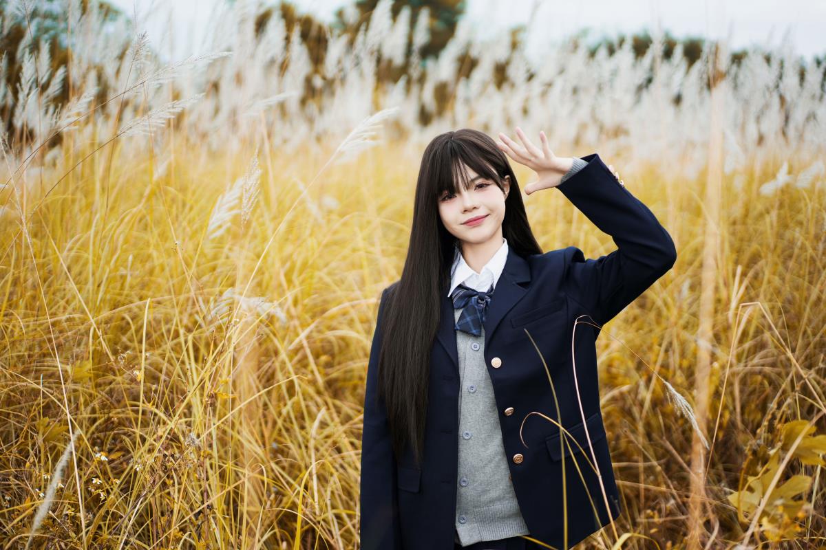 风起 – 摄影：小雨汉服摄影工作室 – 模特：小斯-艺语图