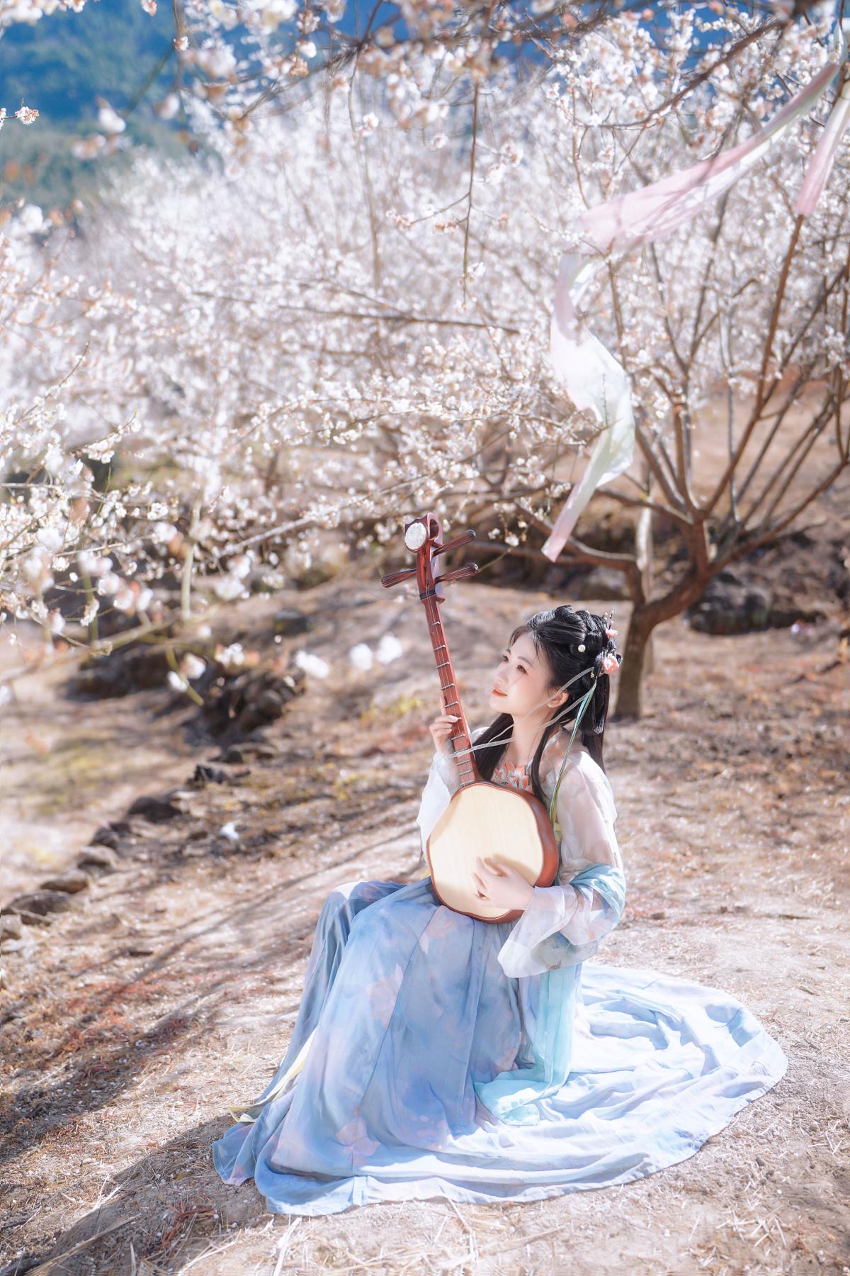 梅花古风人像拍摄 - 摄影：小蜜蜂 - 模特：吧啦吧啦-艺语图