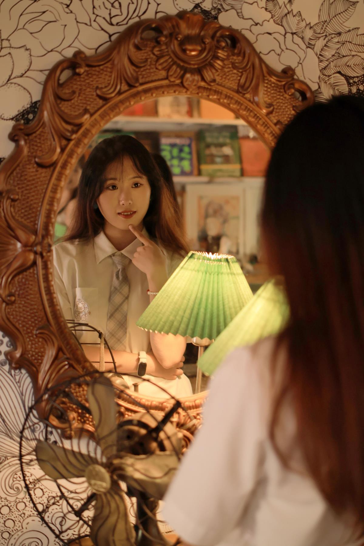 咖啡馆随拍 - 摄影：会拍照的小金 - 模特：Ideas-艺语图