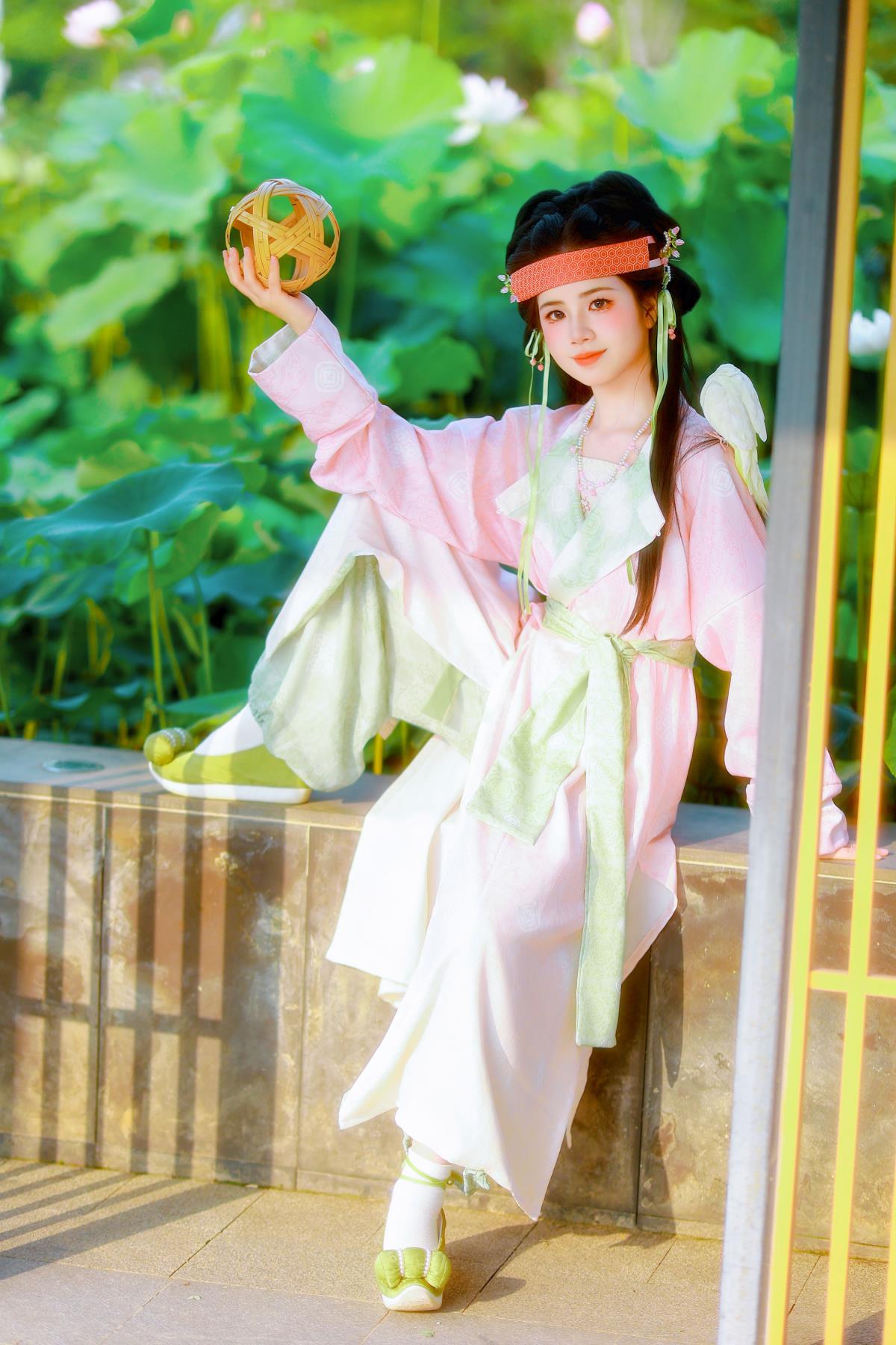 蹴鞠少女 - 摄影:荷叶叶 - 模特:小杜同学-艺语图