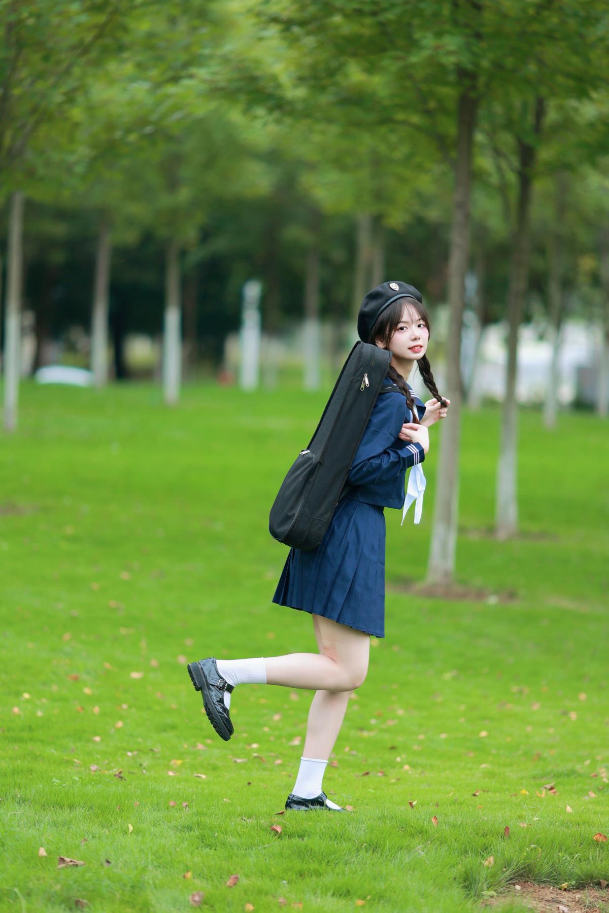 提琴少女 - 摄影:荷叶叶 - 模特:暮烟色CC-艺语图