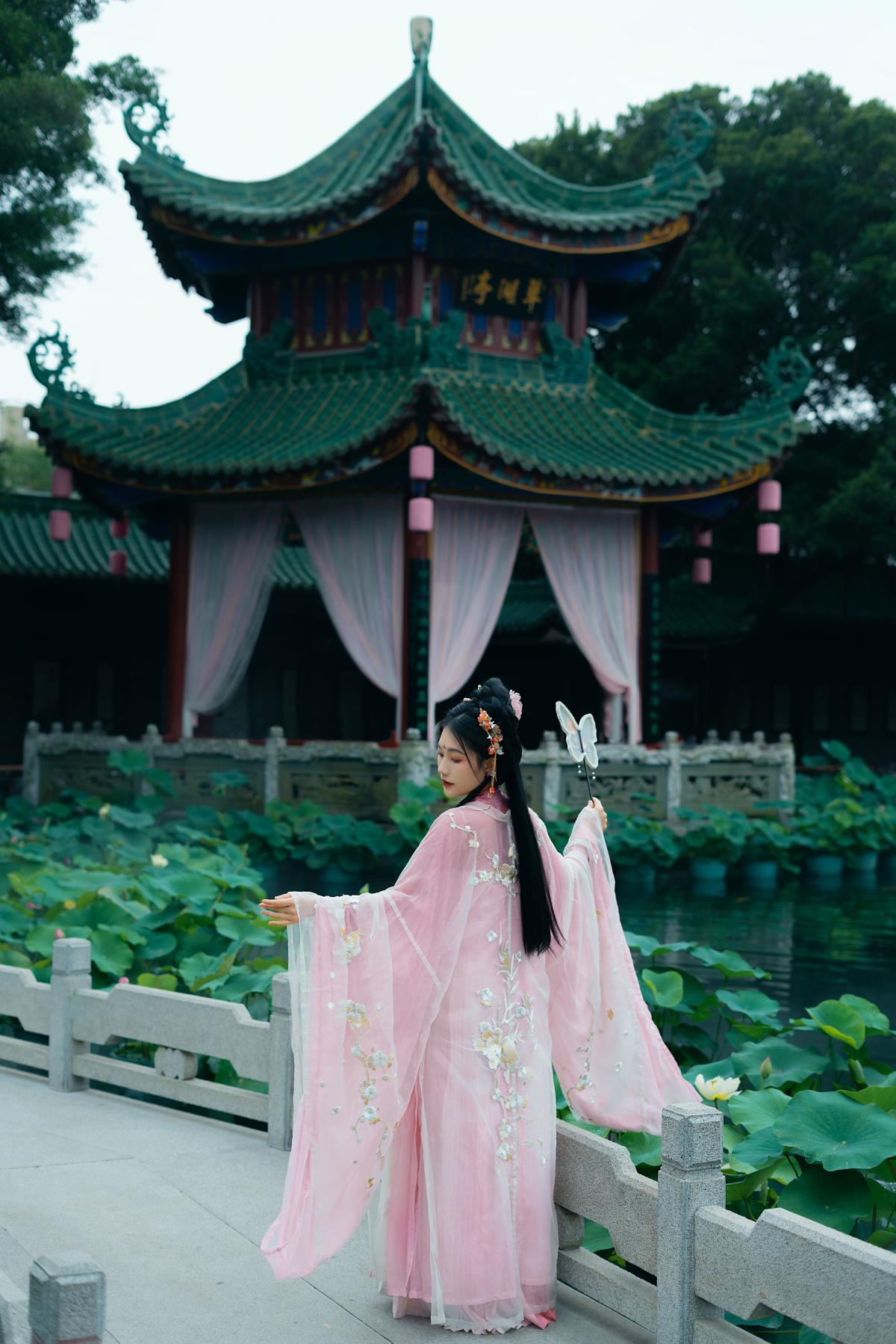 夏雨荷 – 摄影：破晓X – 模特：温迪-艺语图