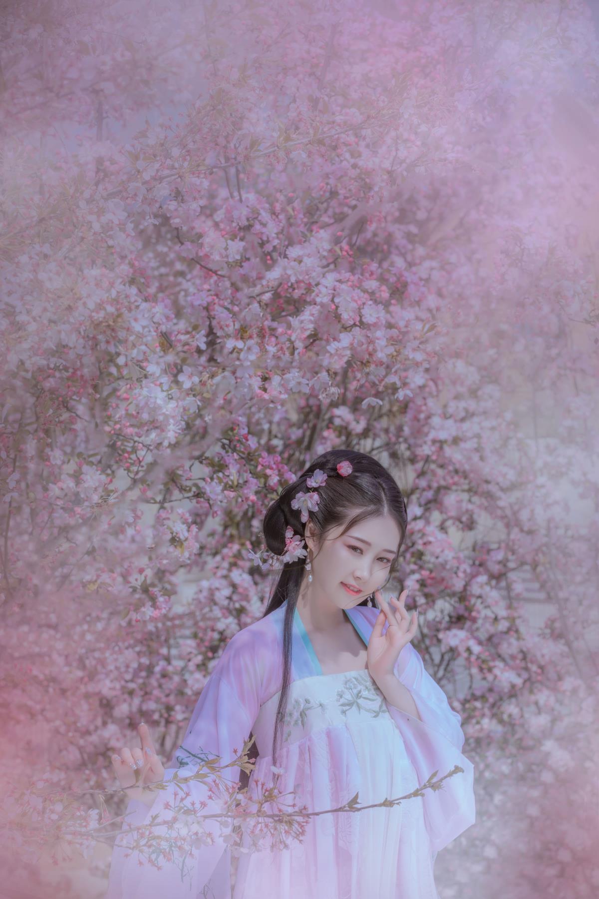 陌上花 - 摄影：@鹏叔 - 模特：娜宝-艺语图