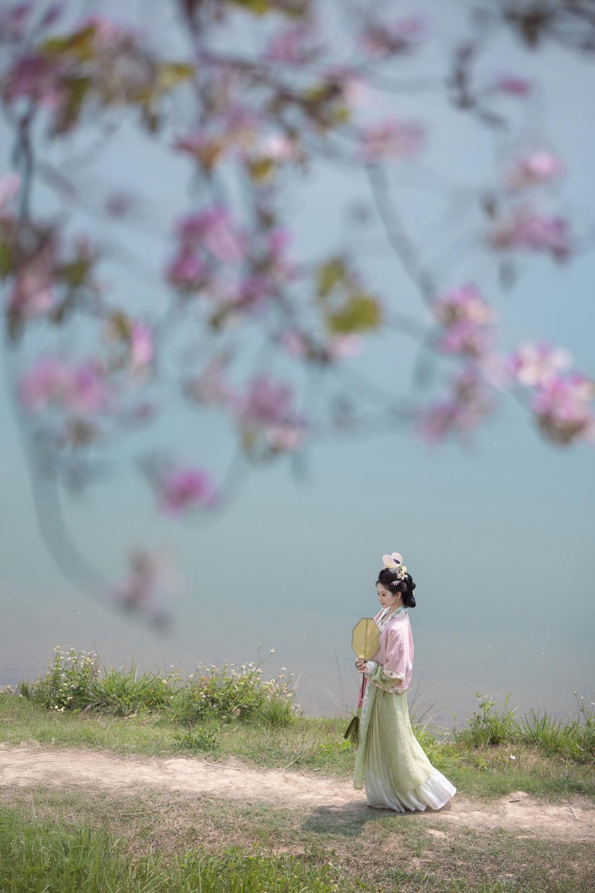 芳菲满袖 - 摄影：沉诗思 - 模特：就是叫美男啊-艺语图