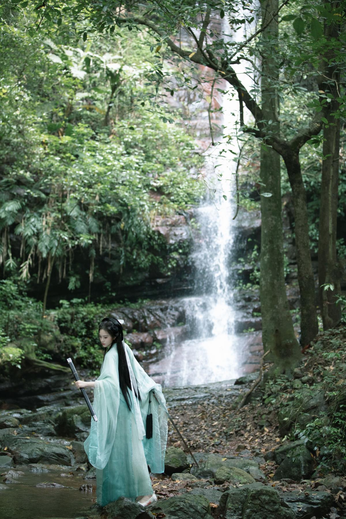 剑意 - 摄影：連翹____ - 模特：玲玲-艺语图