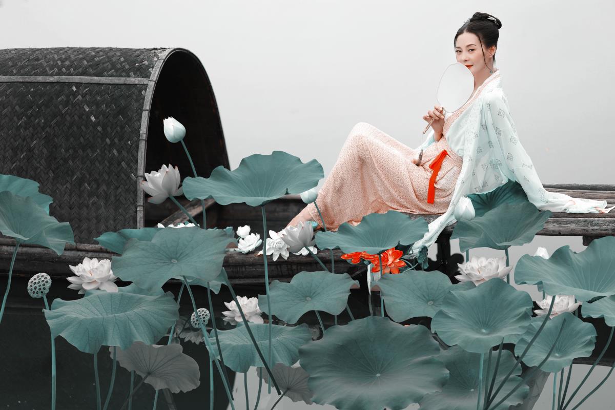 采莲曲 – 摄影：龍叔 – 模特： 阿莲-艺语图