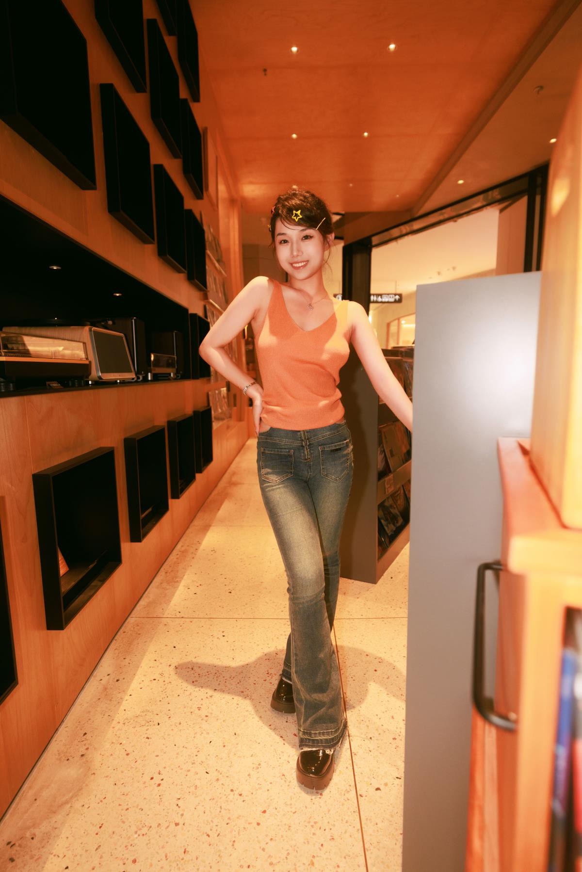 复古辣妹 - 摄影：武庚 - 模特：裴同学-艺语图